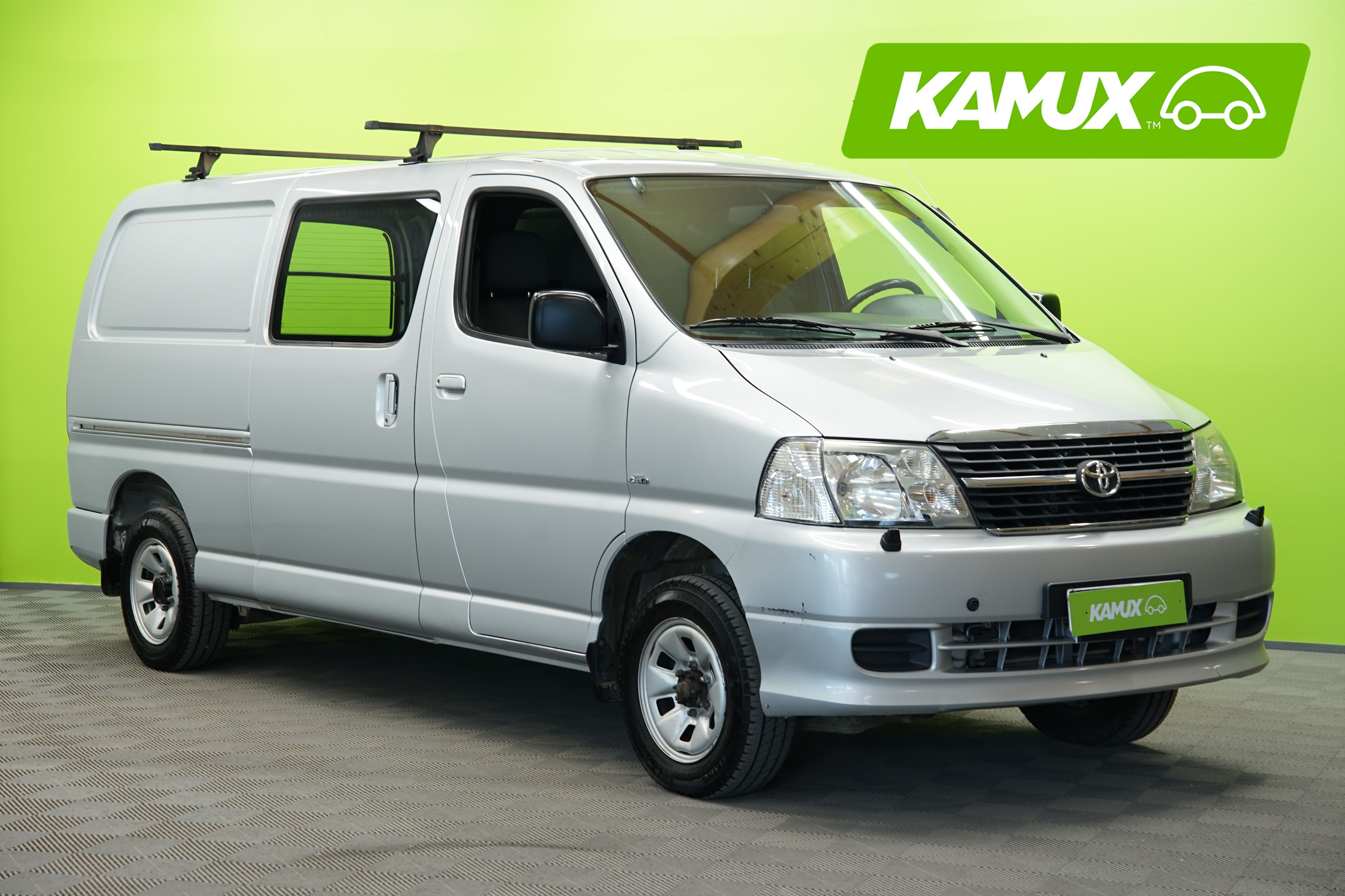 Toyota Hiace 2012