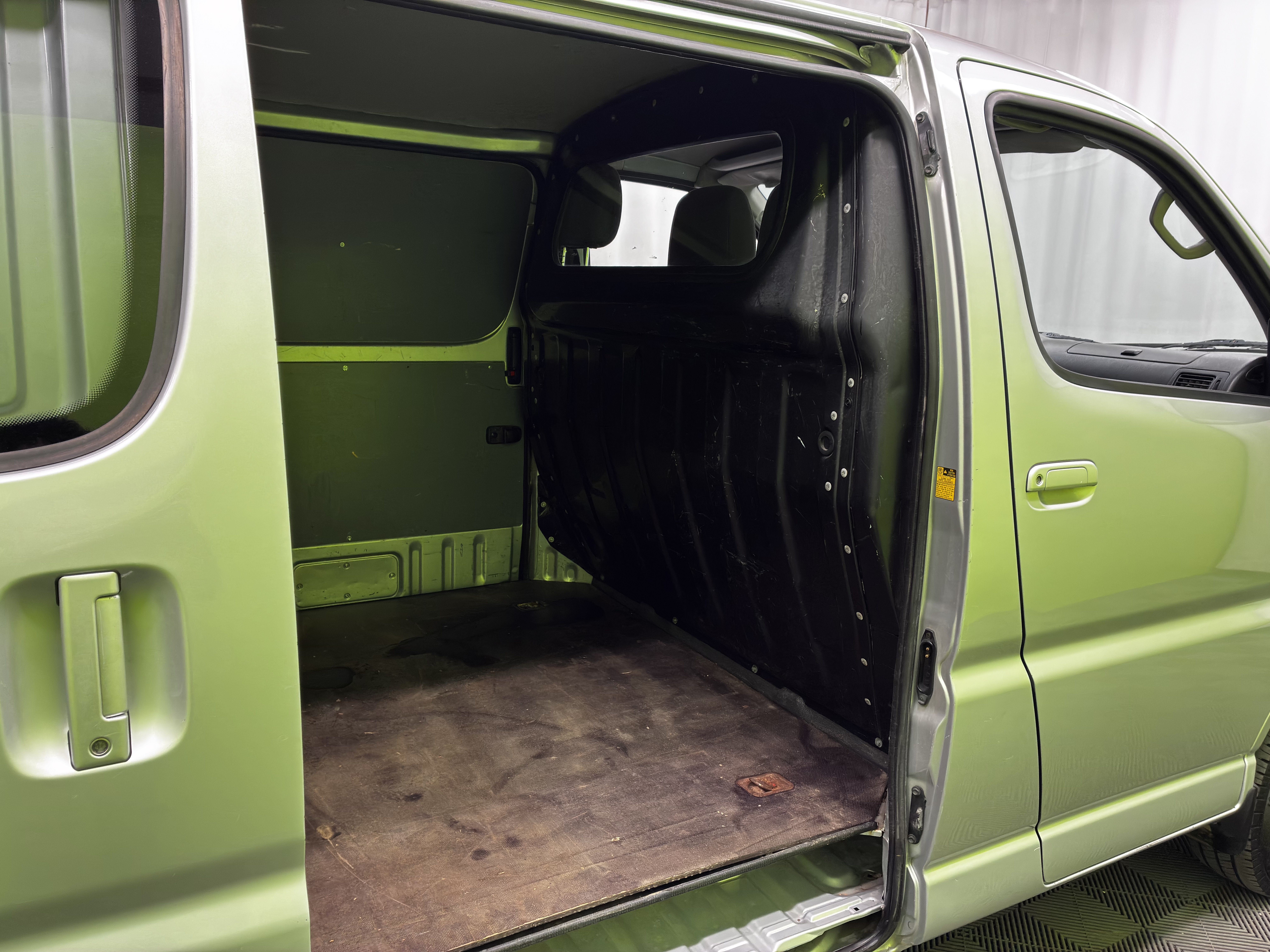 Toyota Hiace 2012