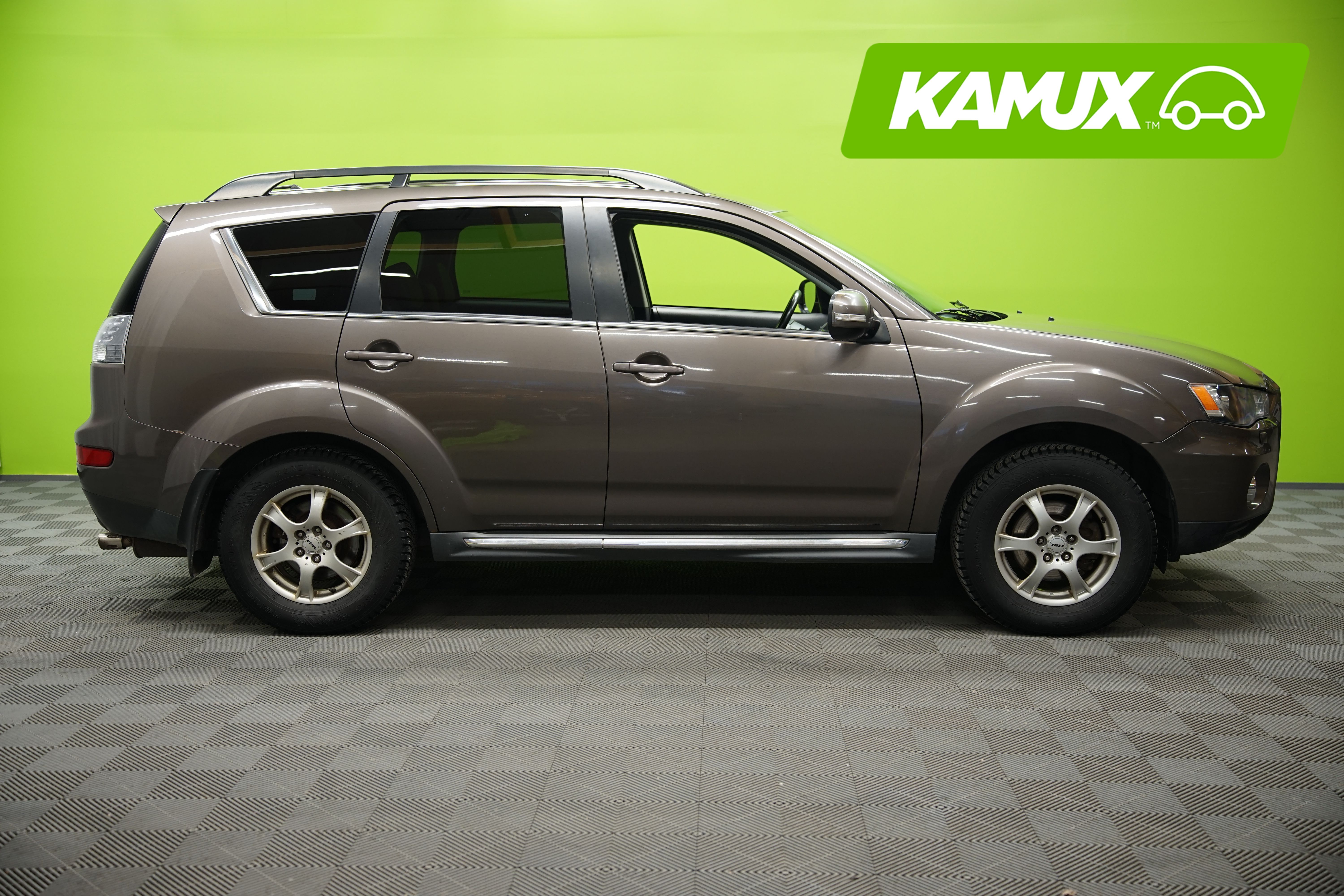 Mitsubishi Outlander 2011