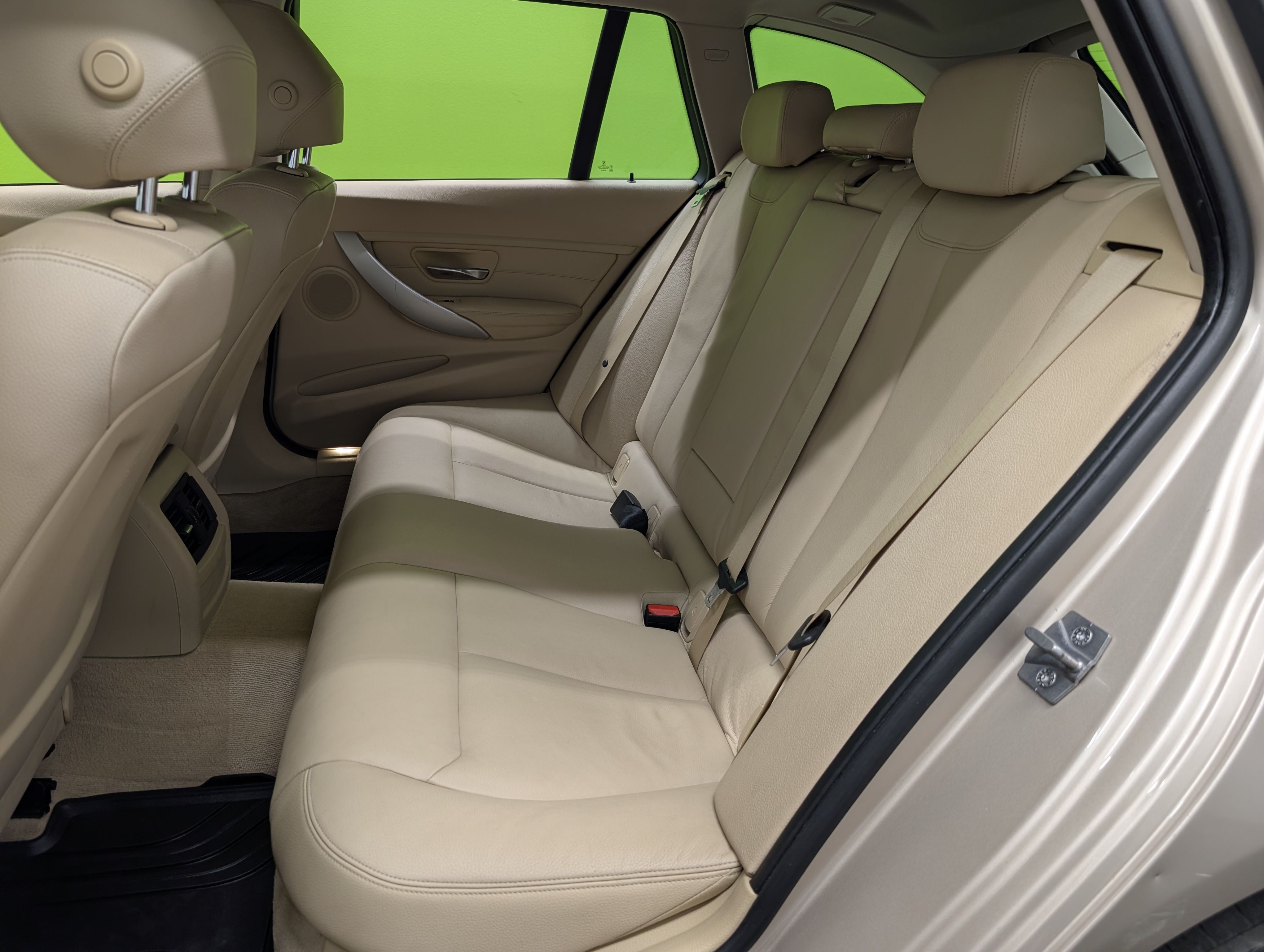 BMW 320 2013