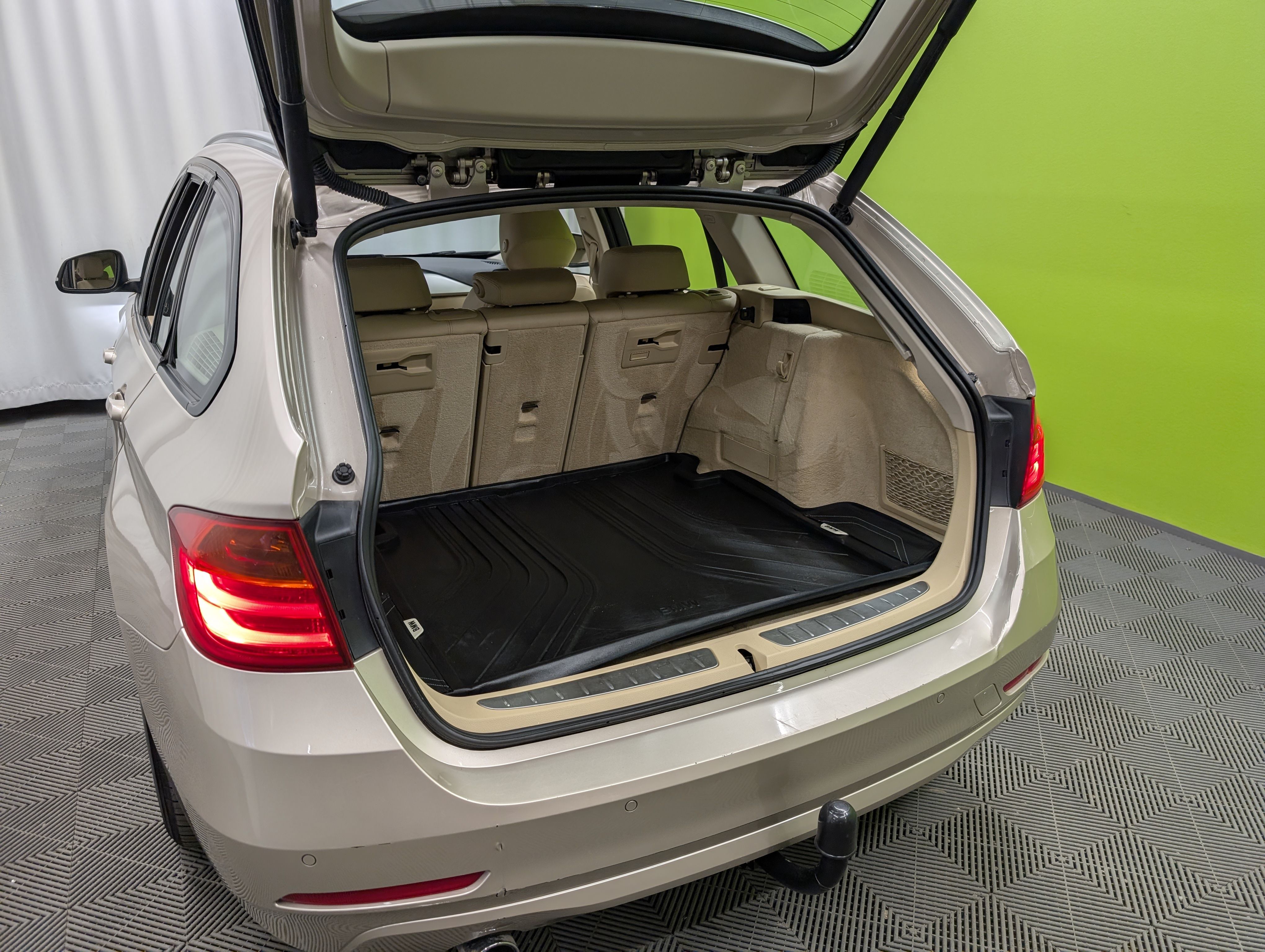 BMW 320 2013