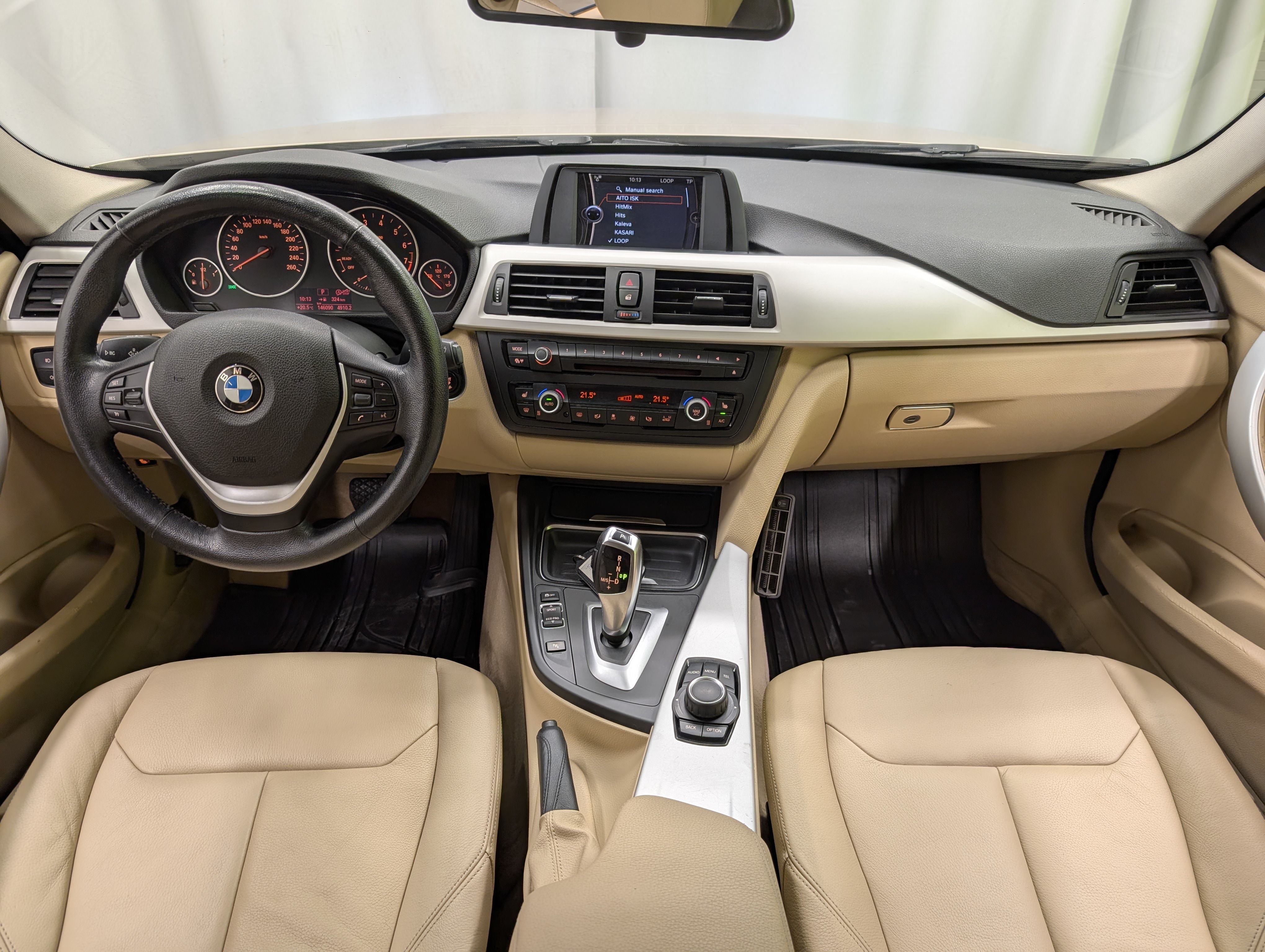BMW 320 2013