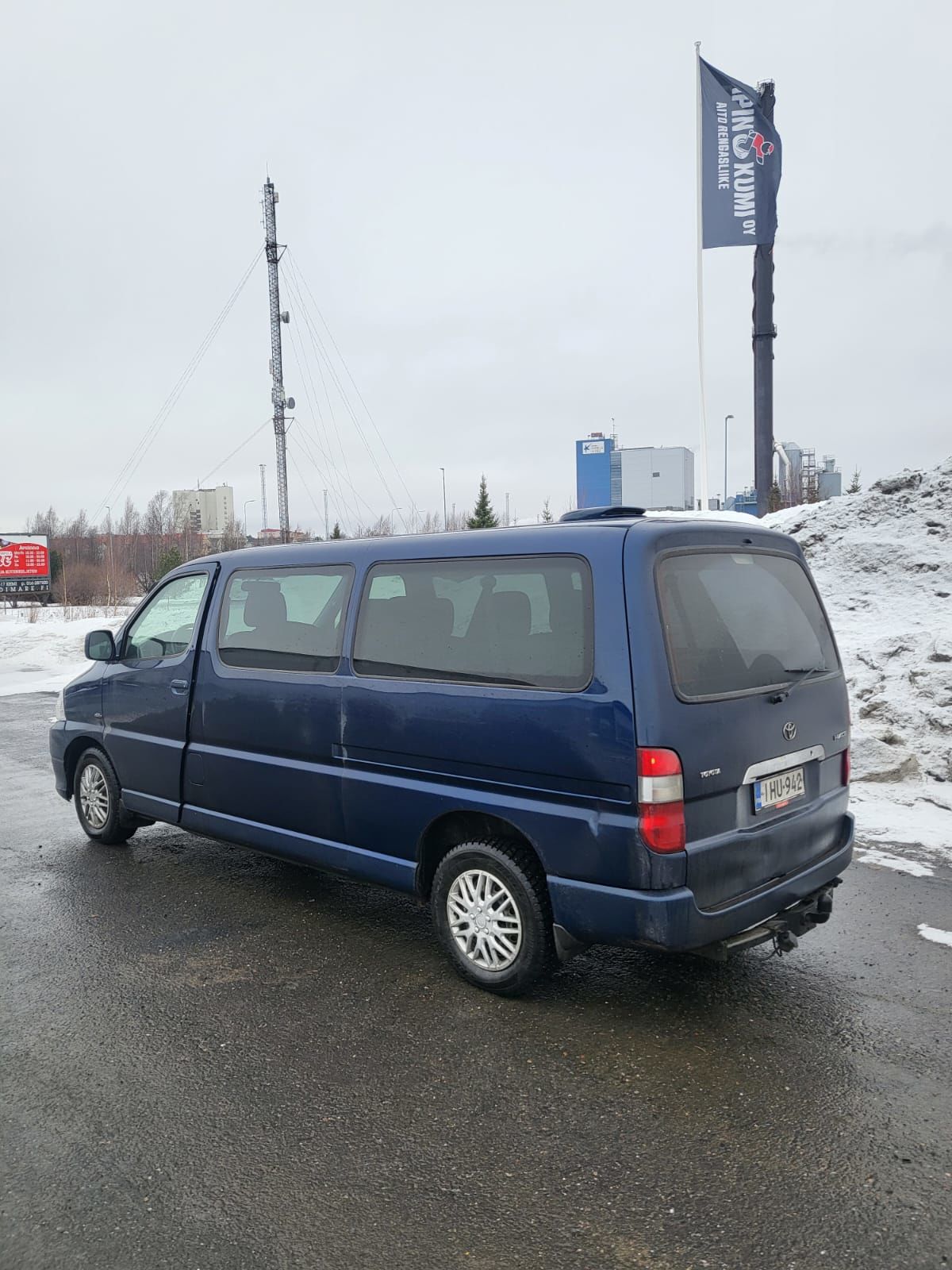 Toyota Hiace 2009