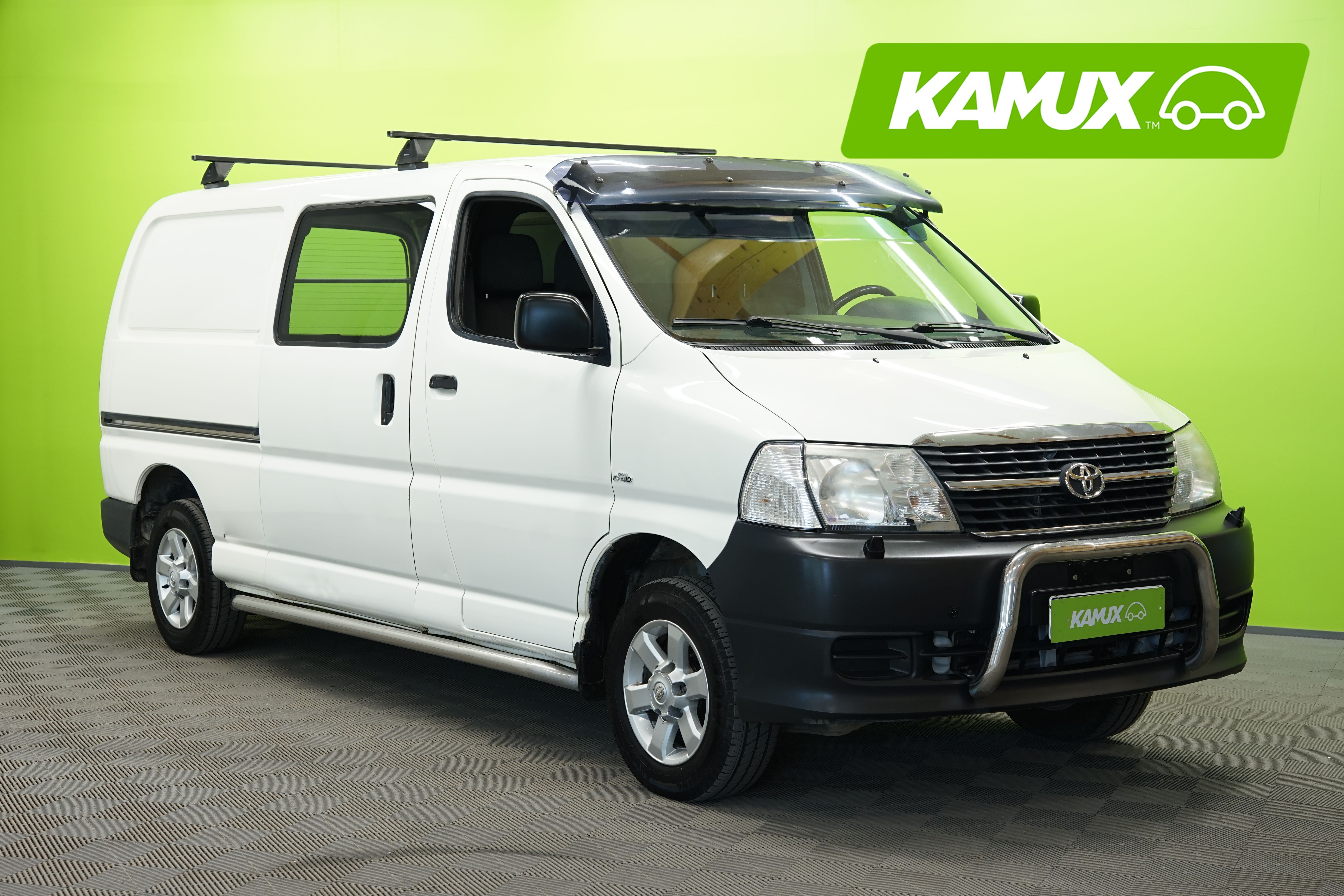 Toyota Hiace 2011