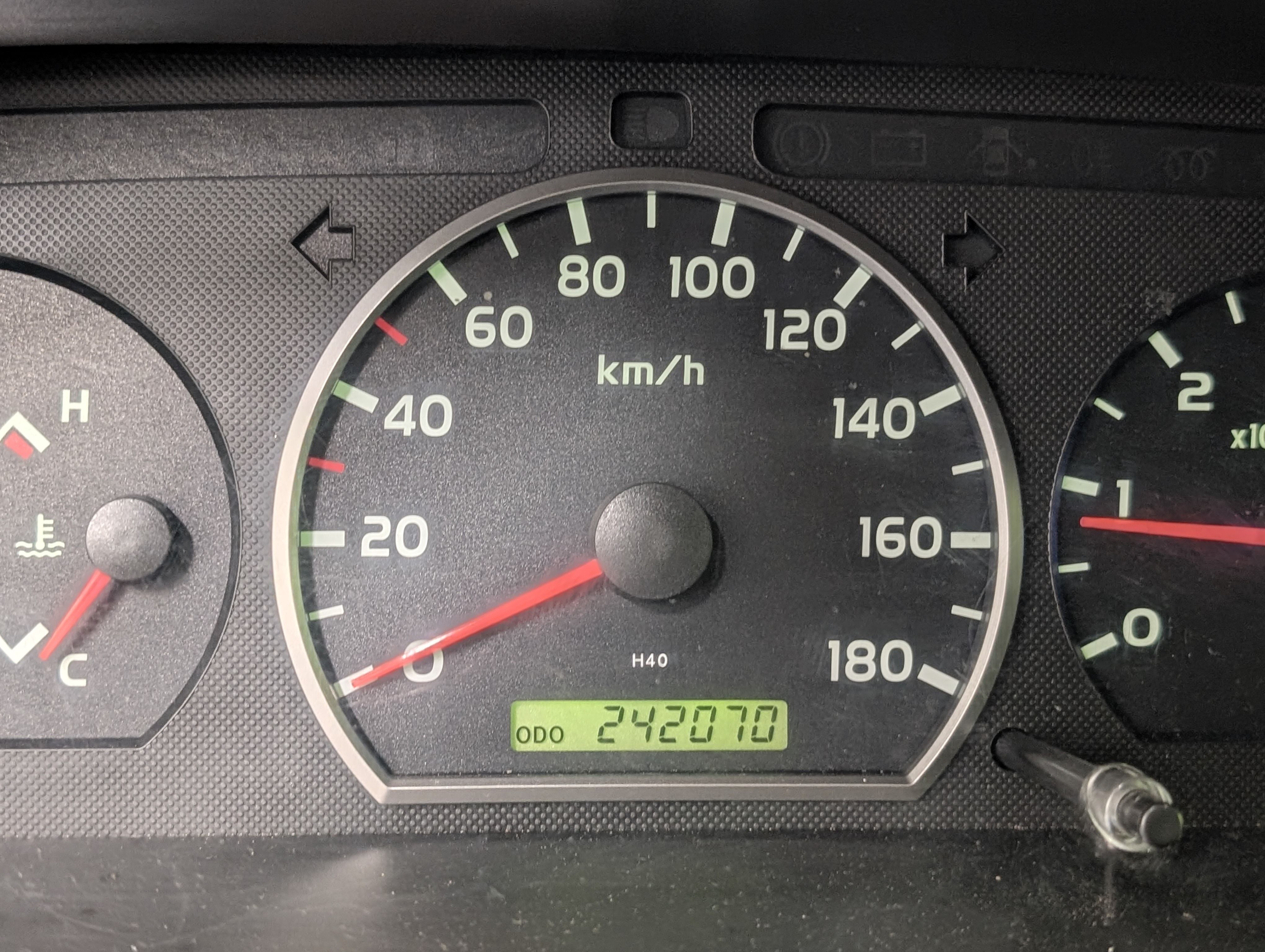 Toyota Hiace 2011