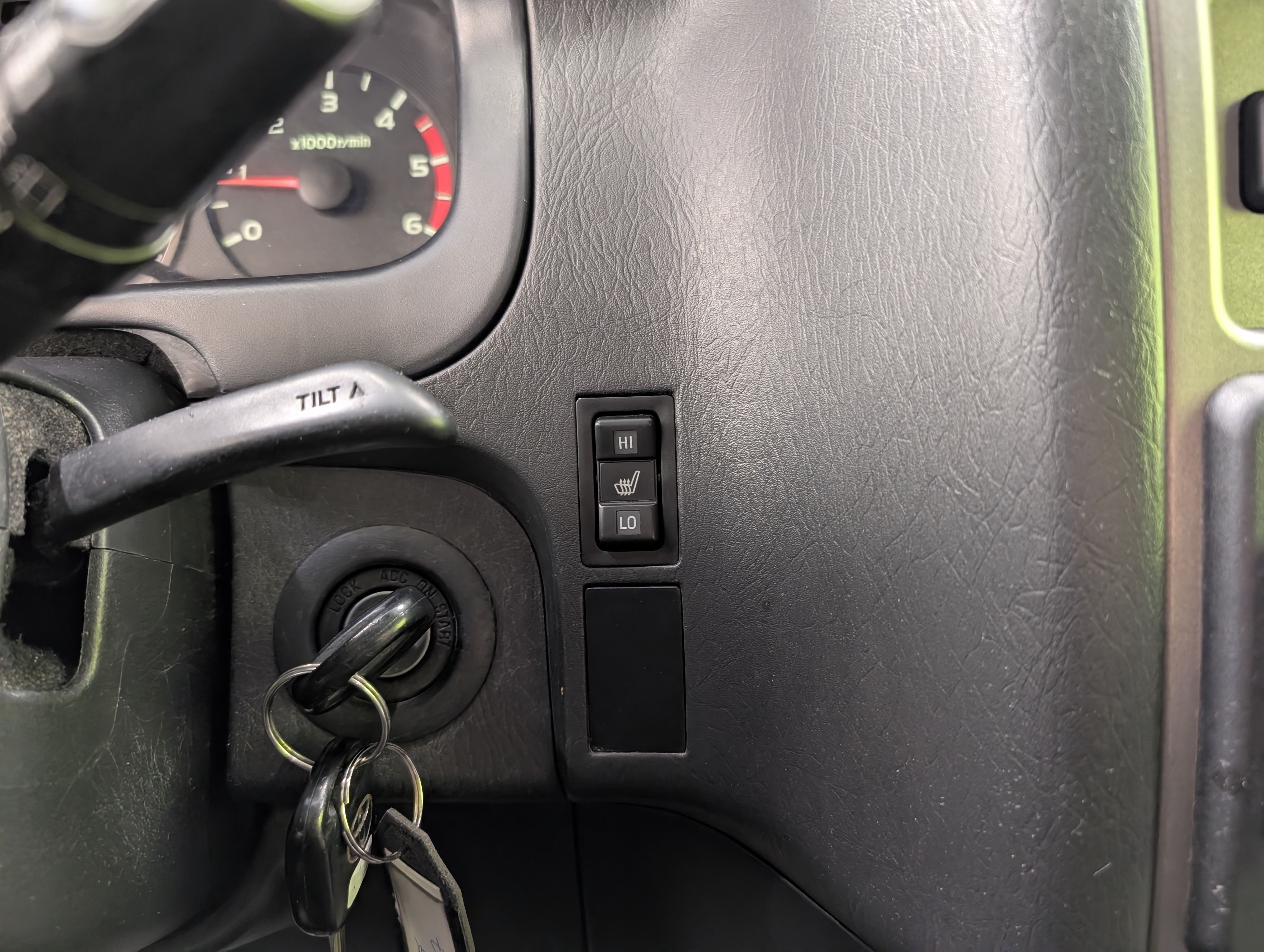 Toyota Hiace 2011