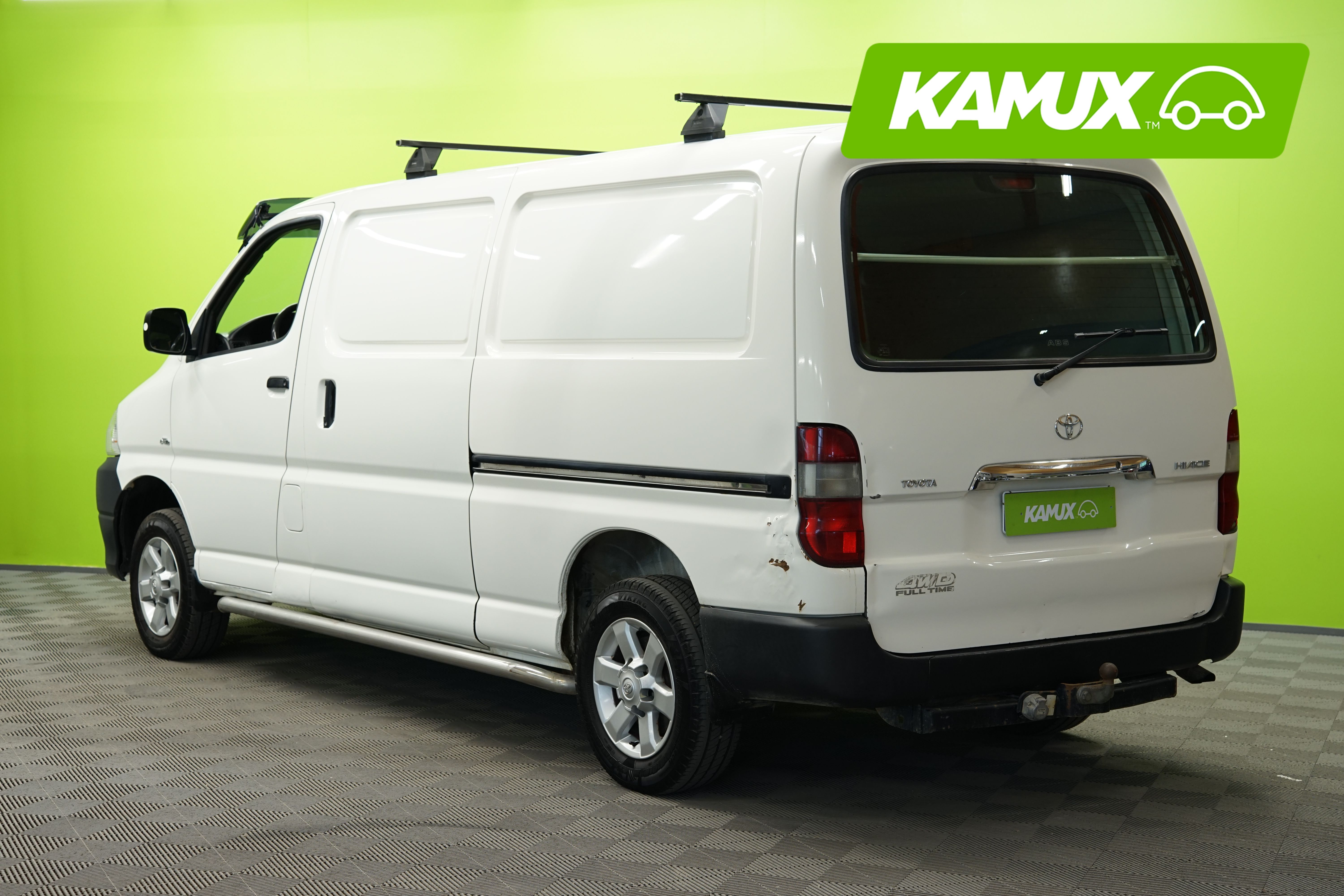Toyota Hiace 2011