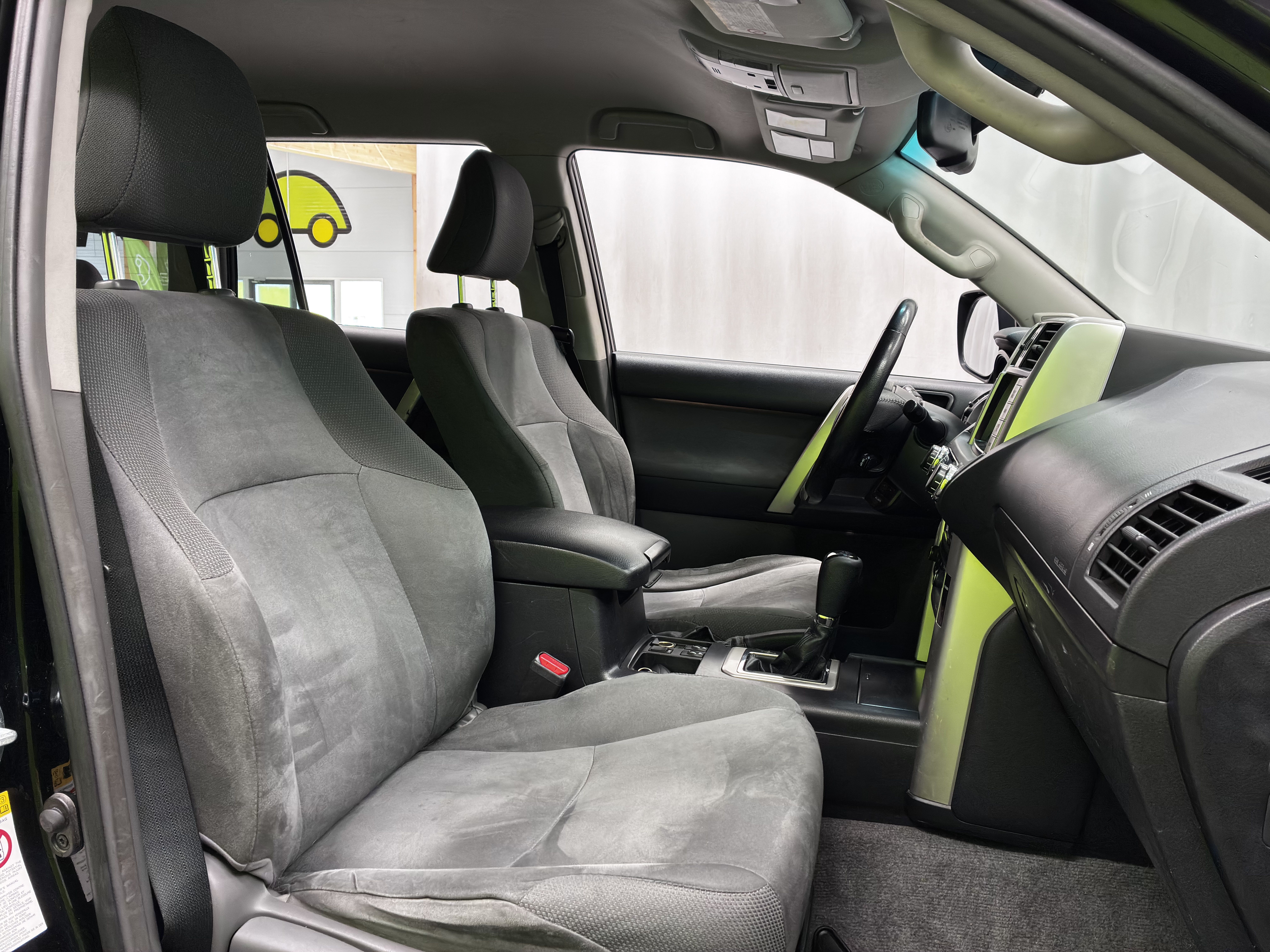 Toyota Land Cruiser 2010