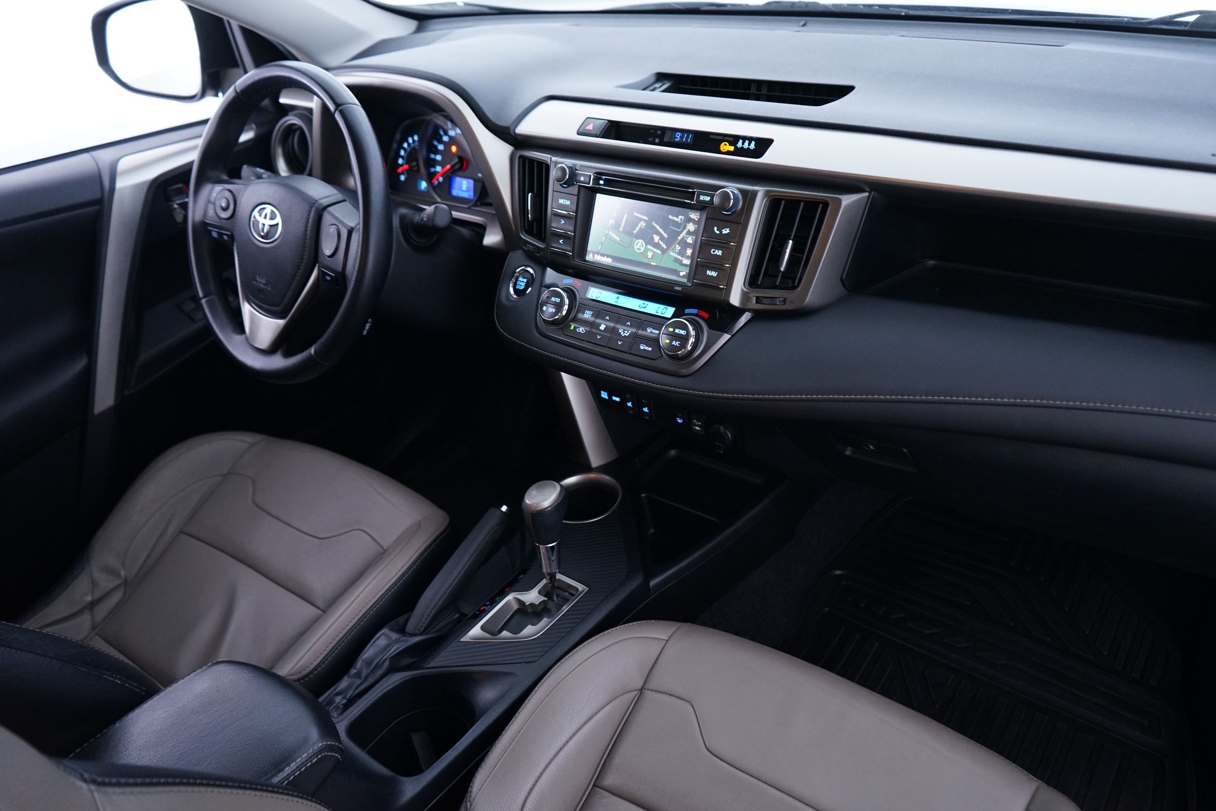 Toyota RAV4 2015