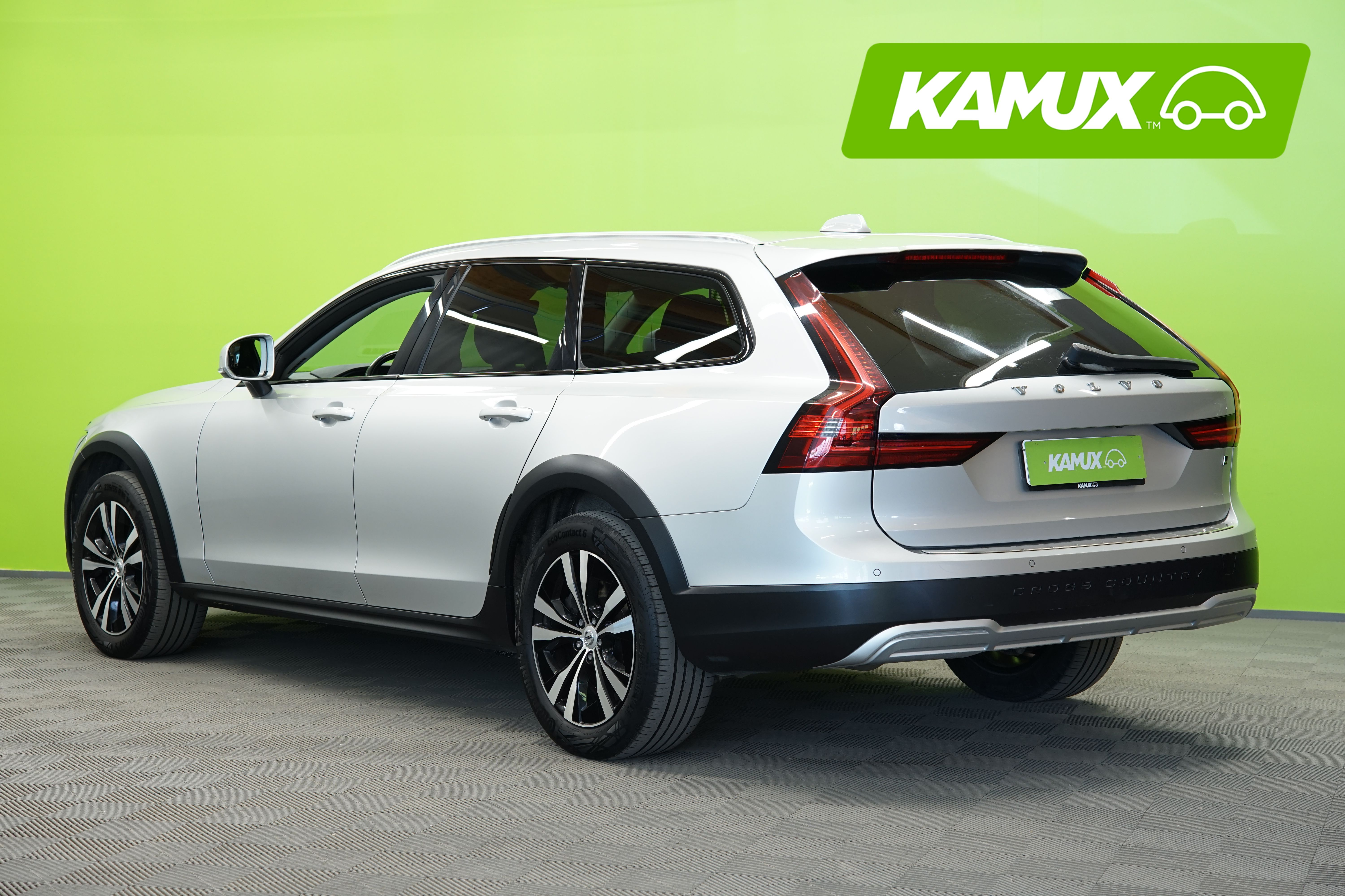 Volvo V90 Cross Country 2021