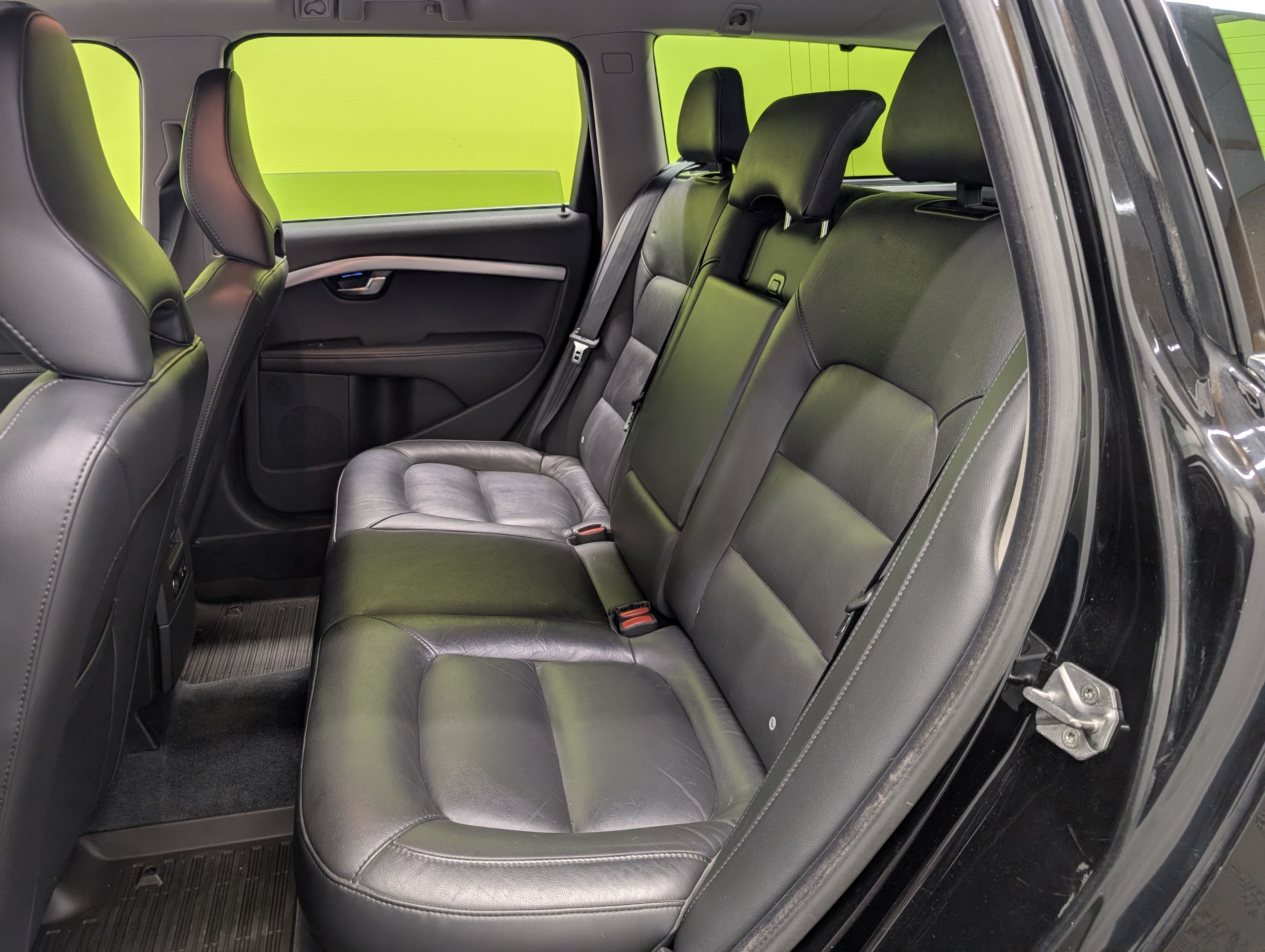 Volvo V70 2015