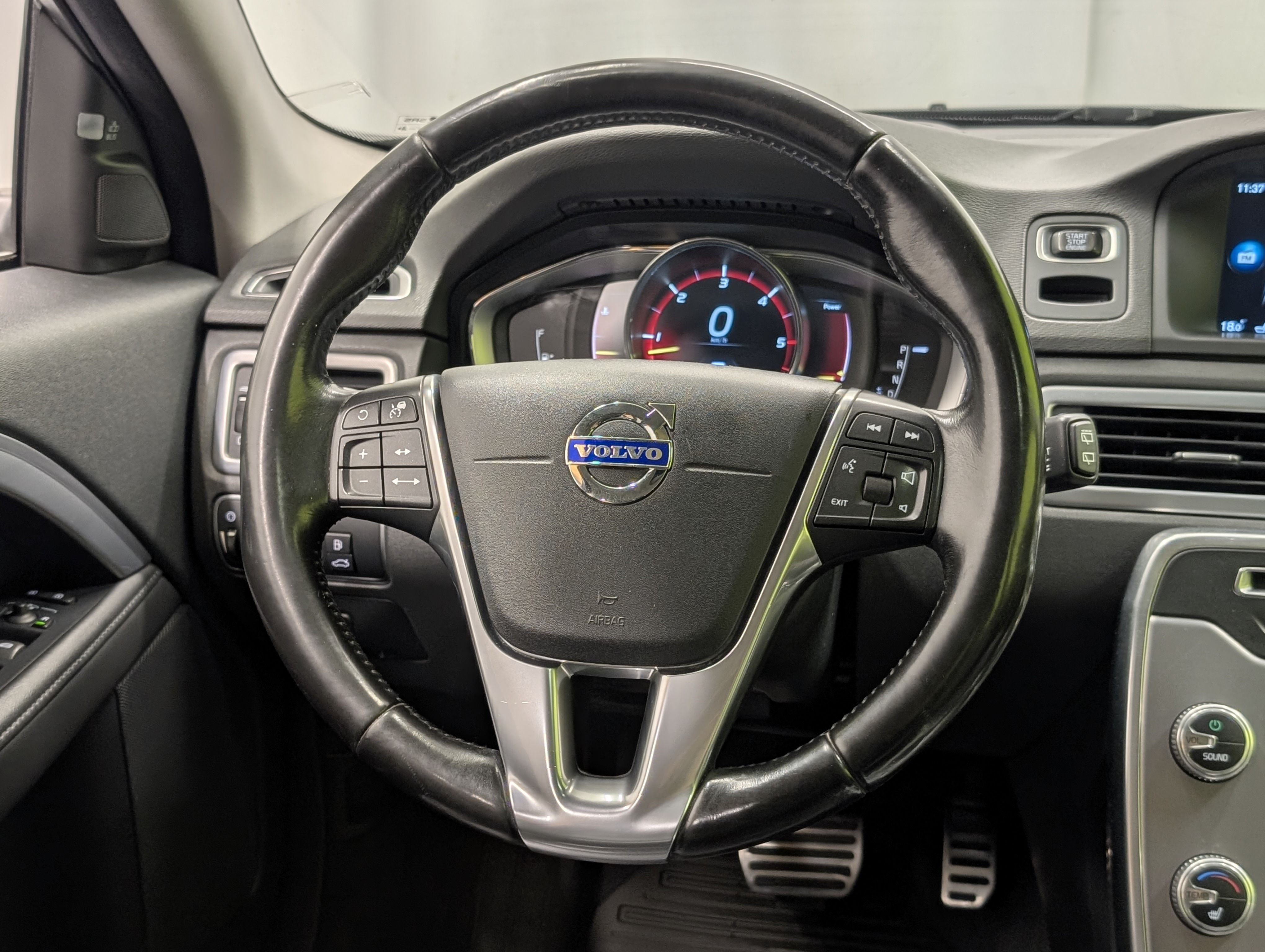 Volvo V70 2015