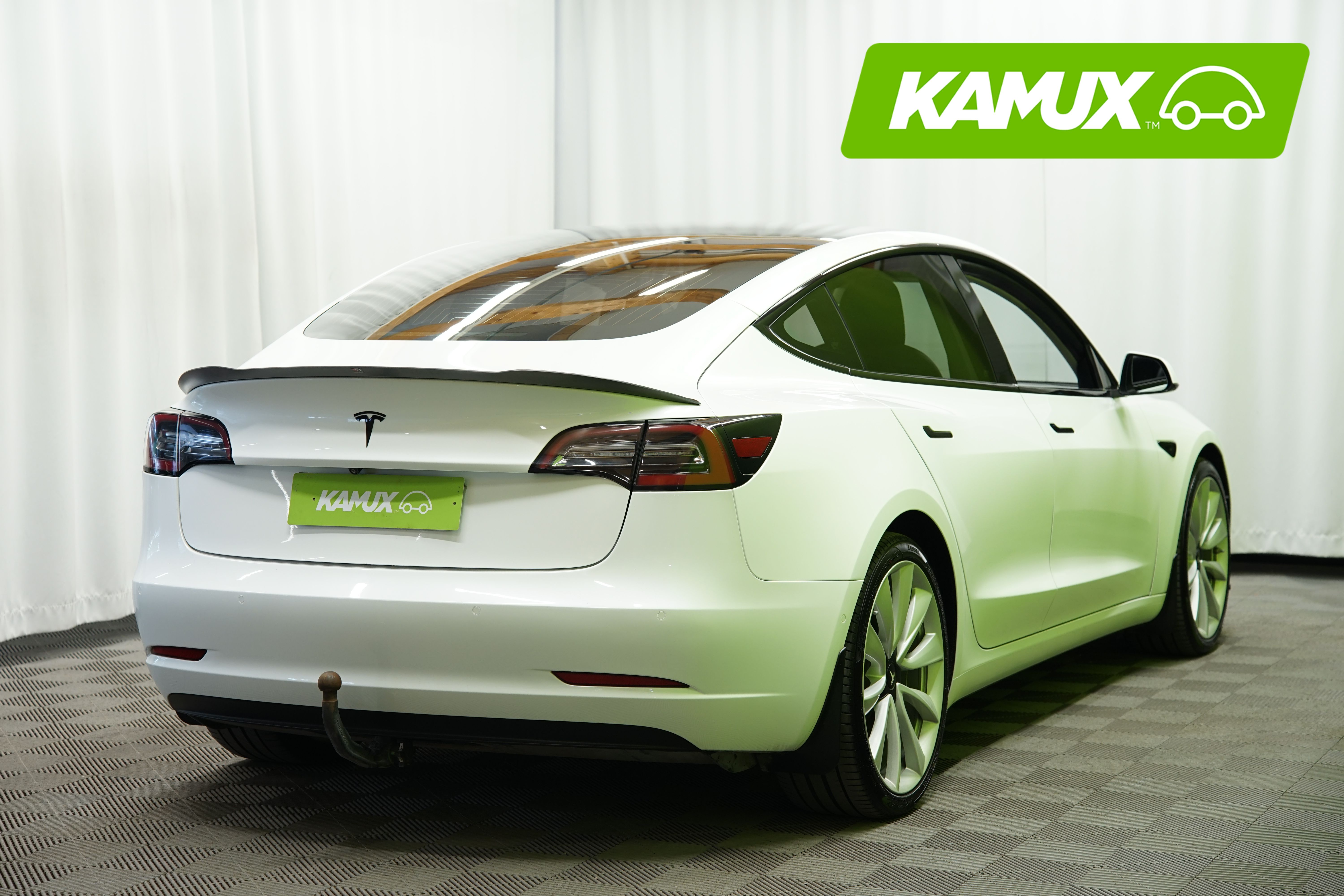 Tesla Model 3 2020