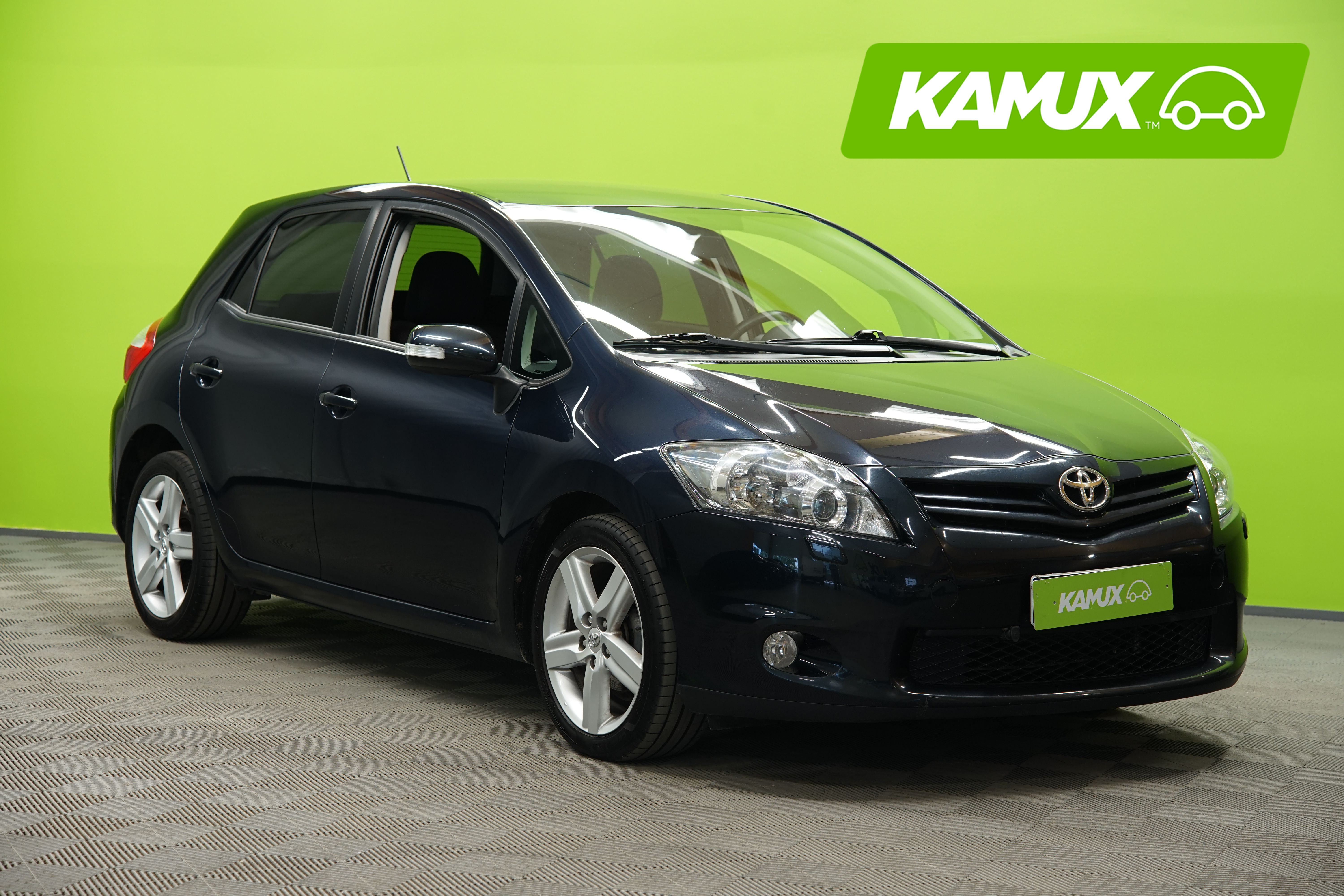 Toyota Auris 2012