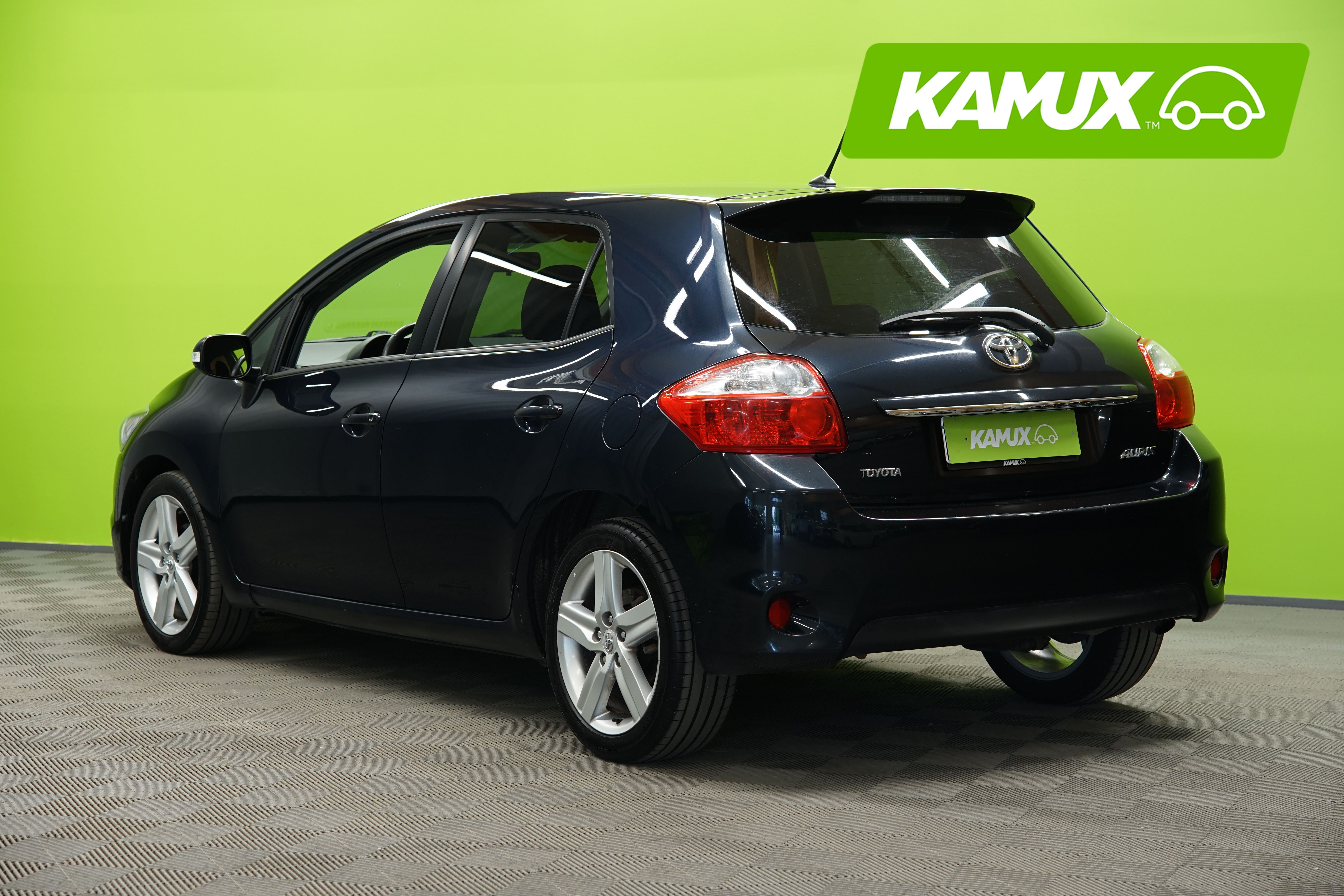 Toyota Auris 2012