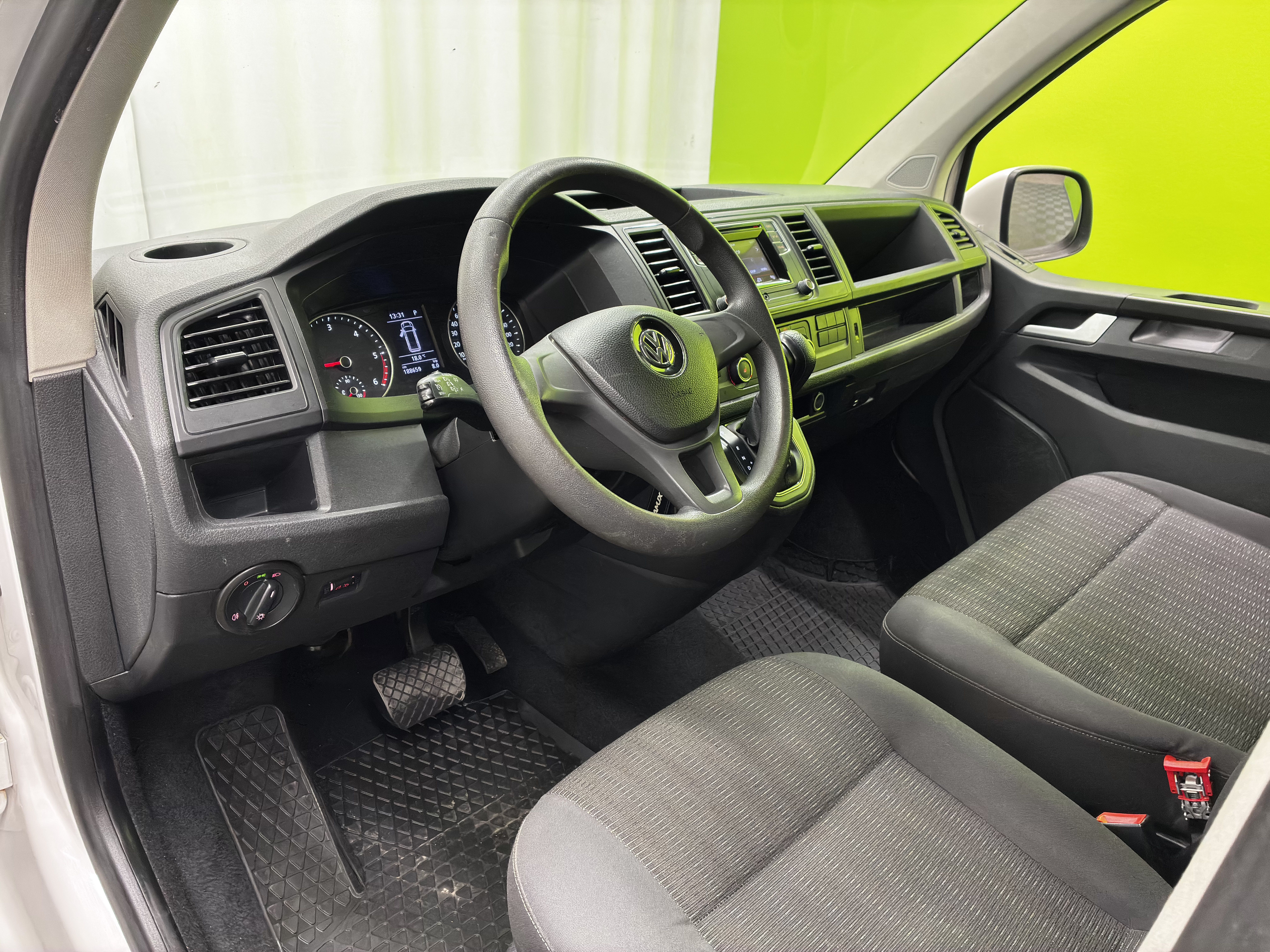 Volkswagen Caravelle 2019