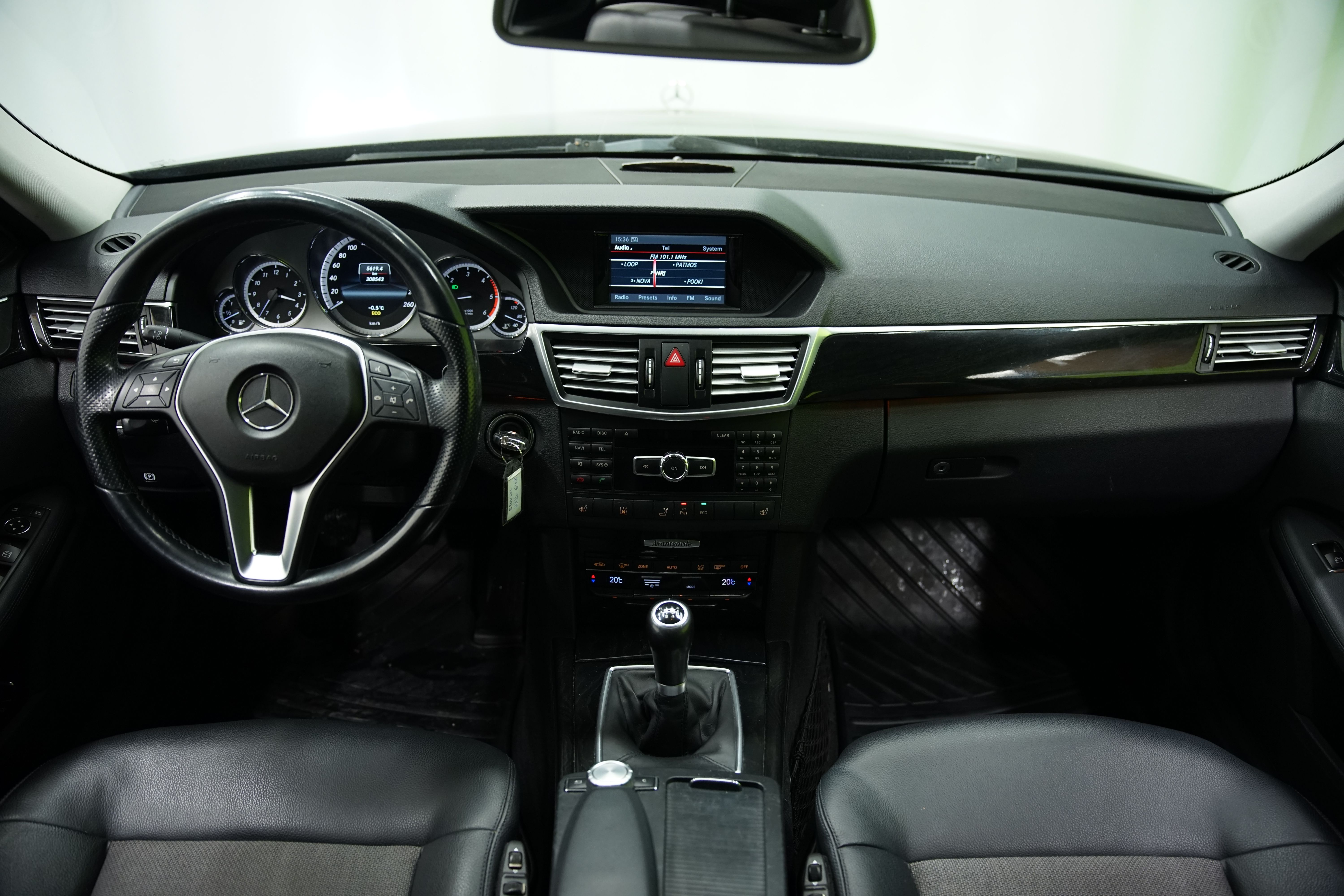 Mercedes-Benz E 2013