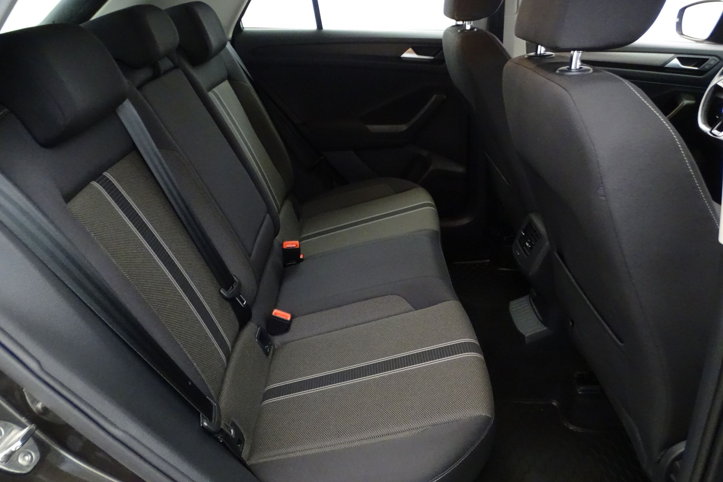 Volkswagen T-Roc 2019