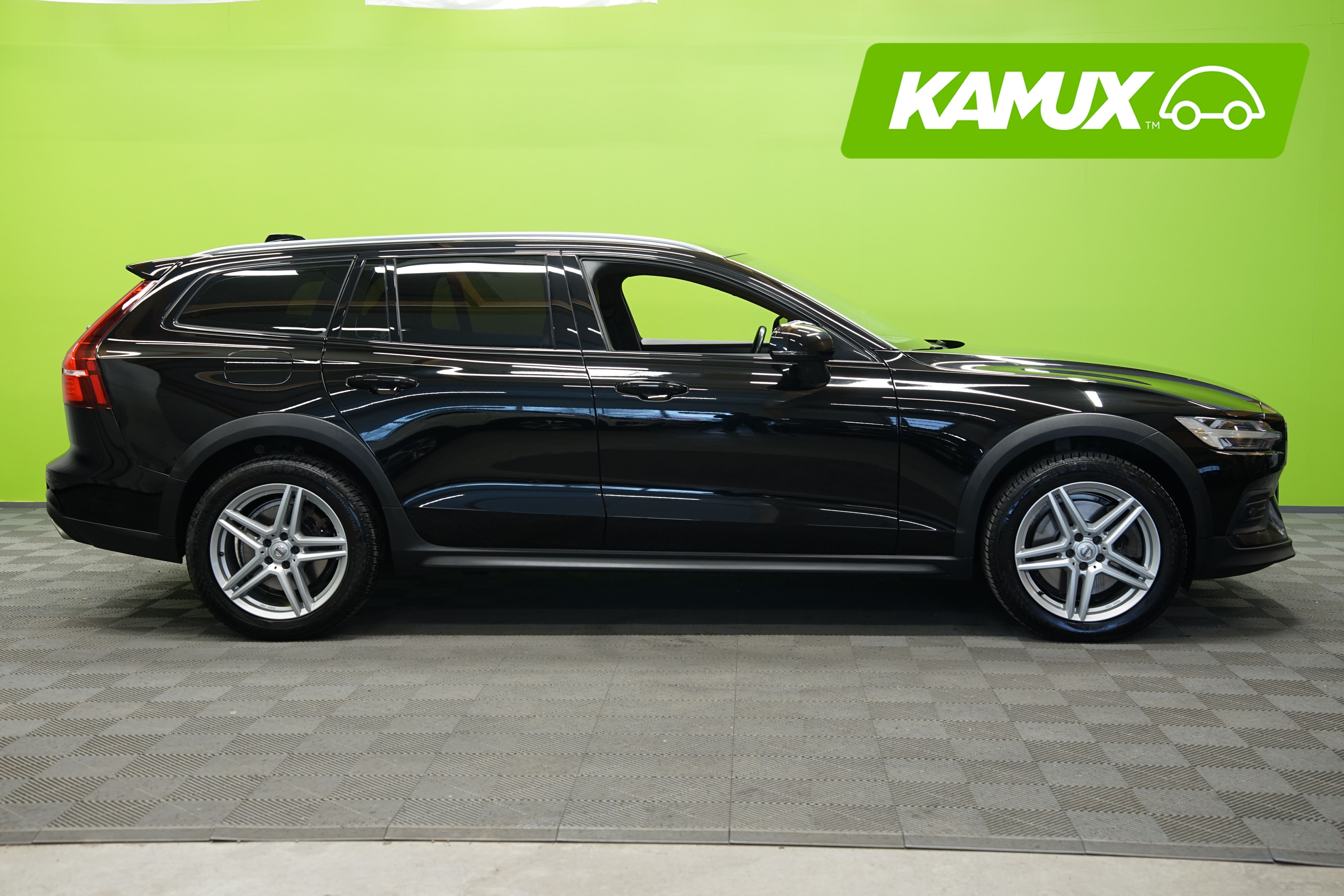 Volvo V60 Cross Country 2020