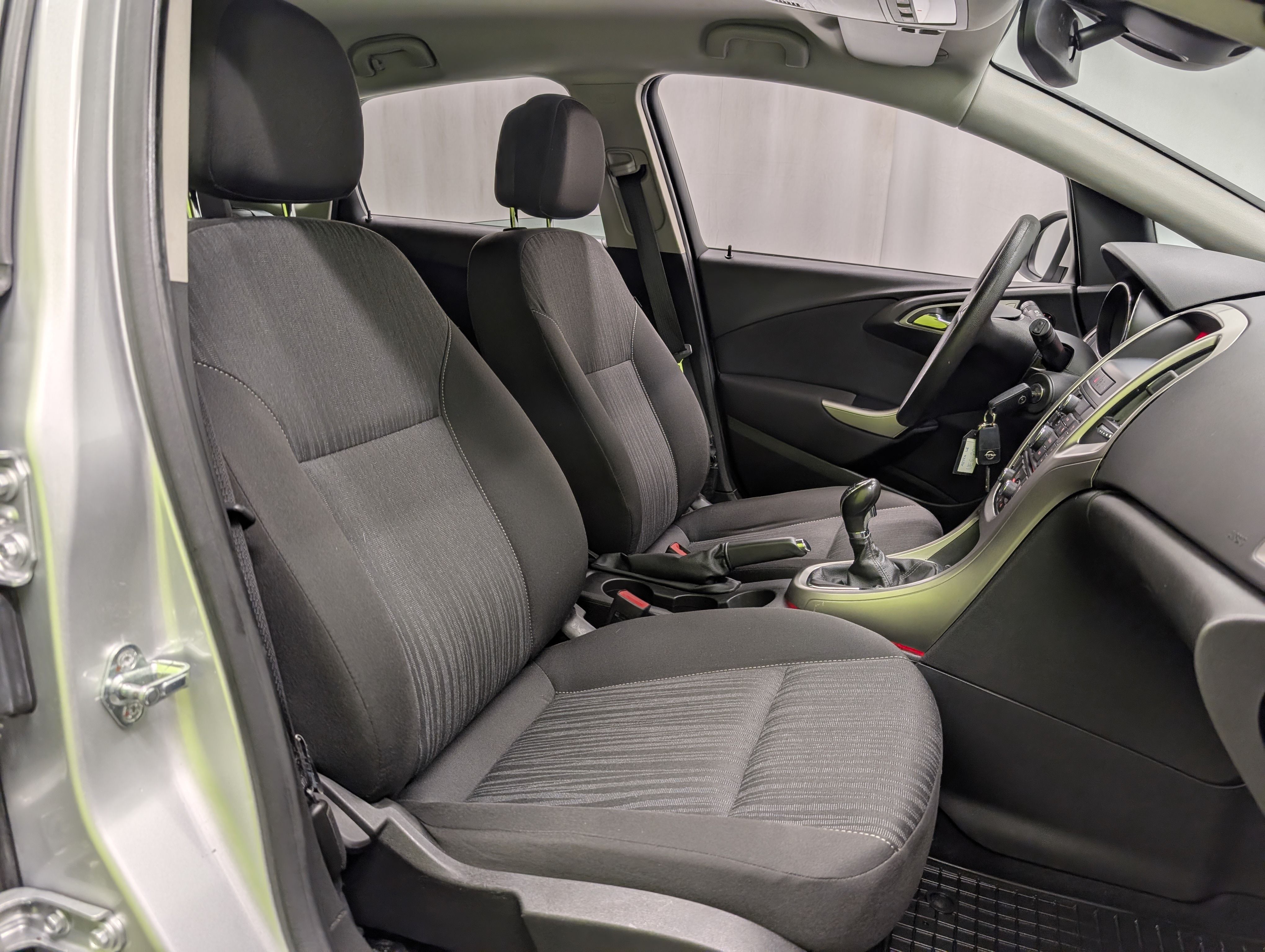 Opel Astra 2010