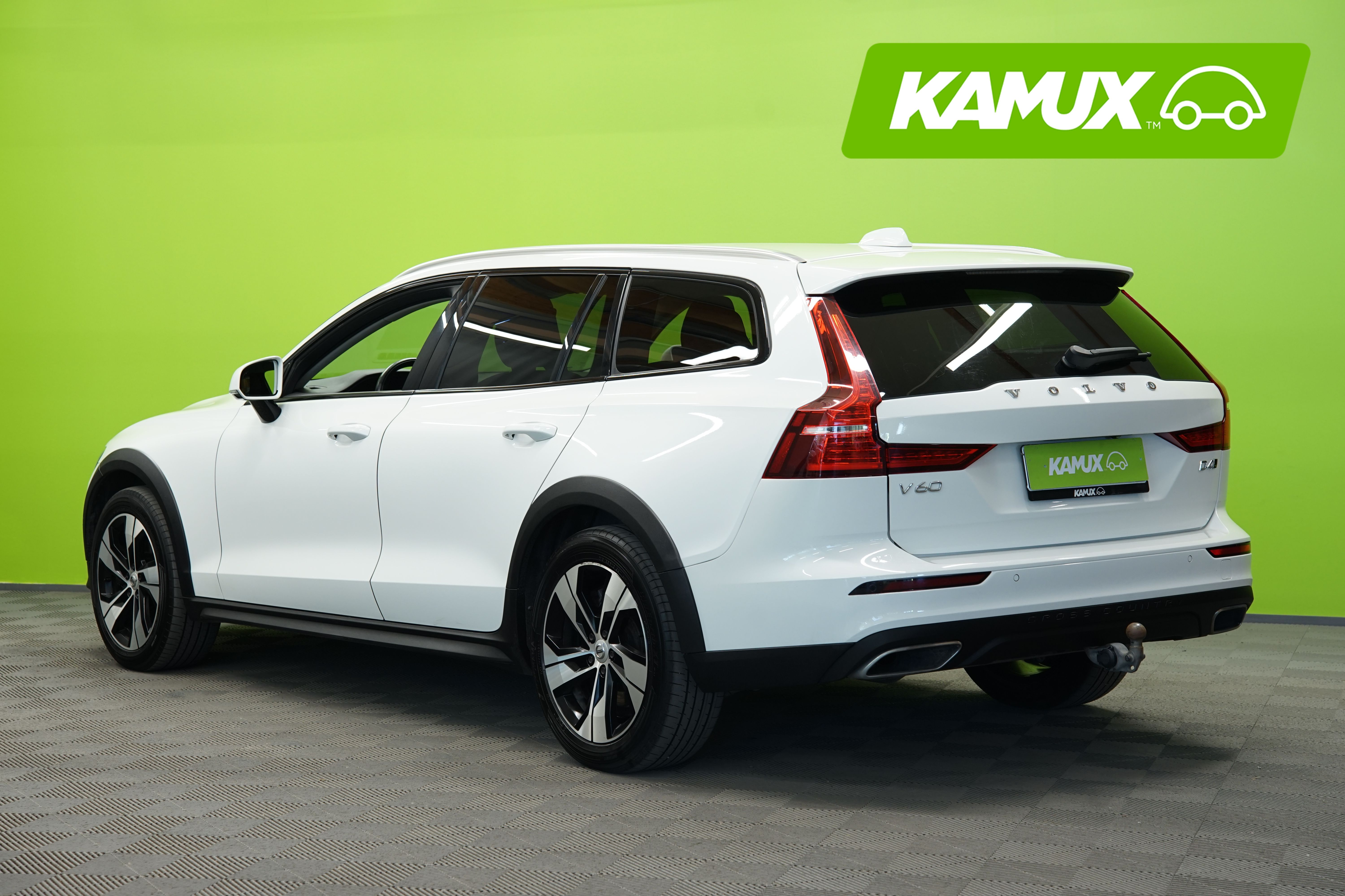 Volvo V60 Cross Country 2019