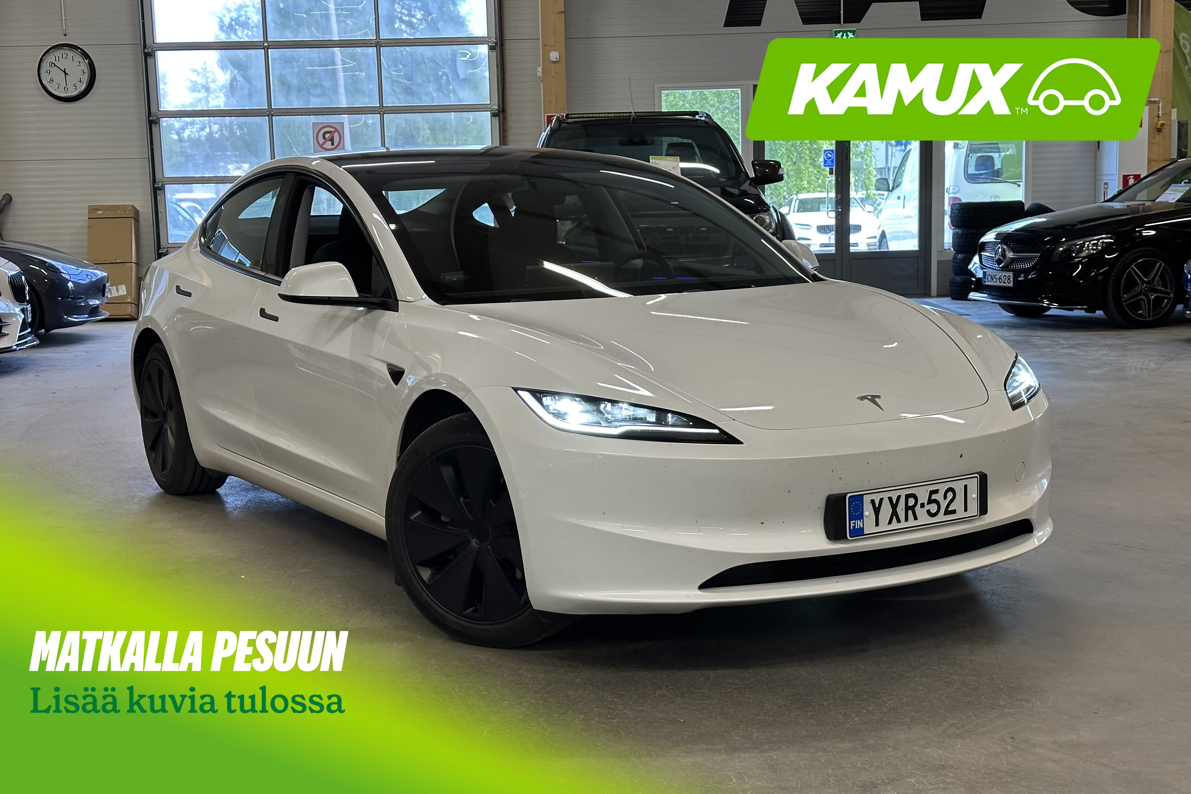 Tesla Model 3 2024