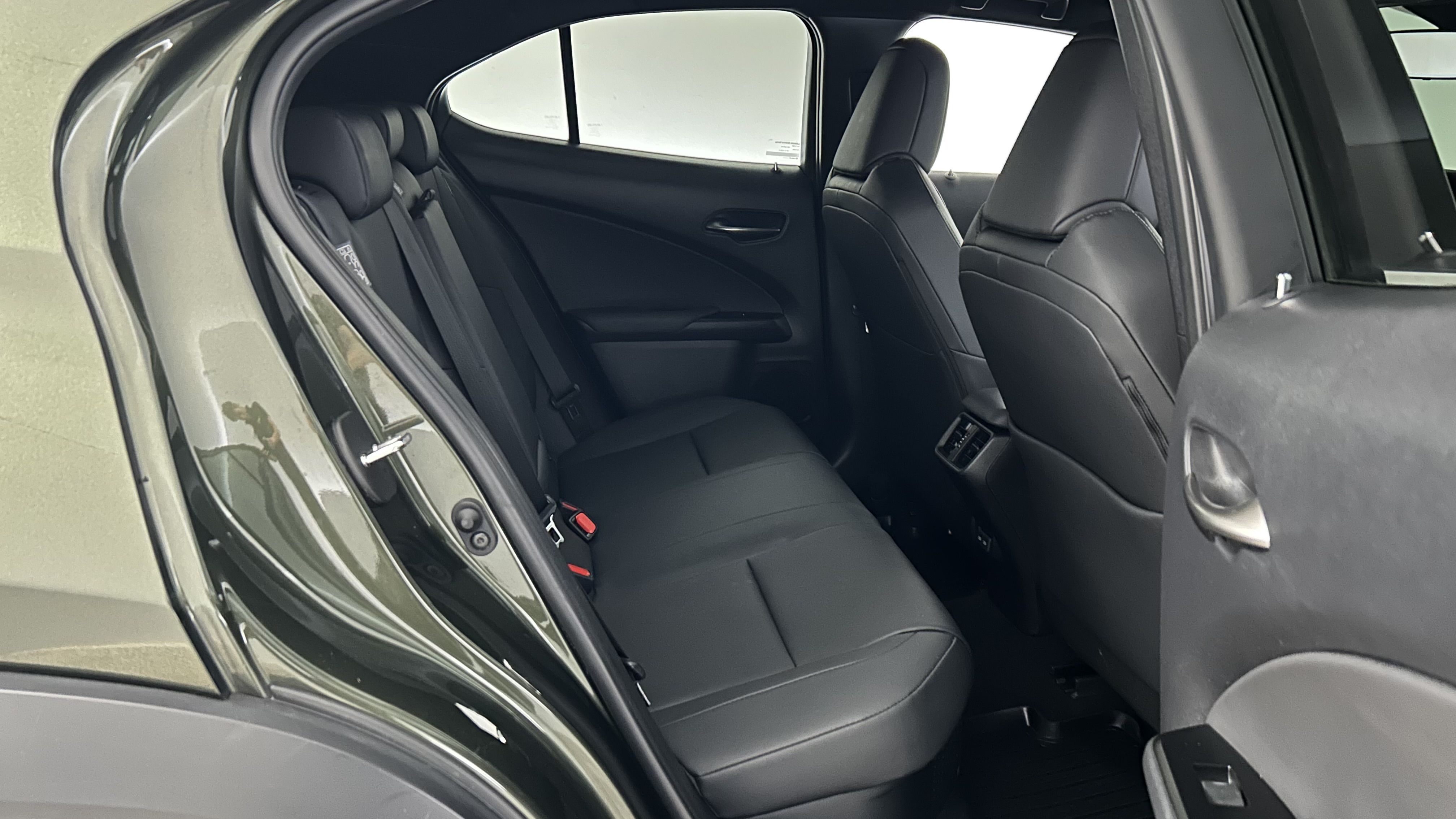 Lexus UX 2022