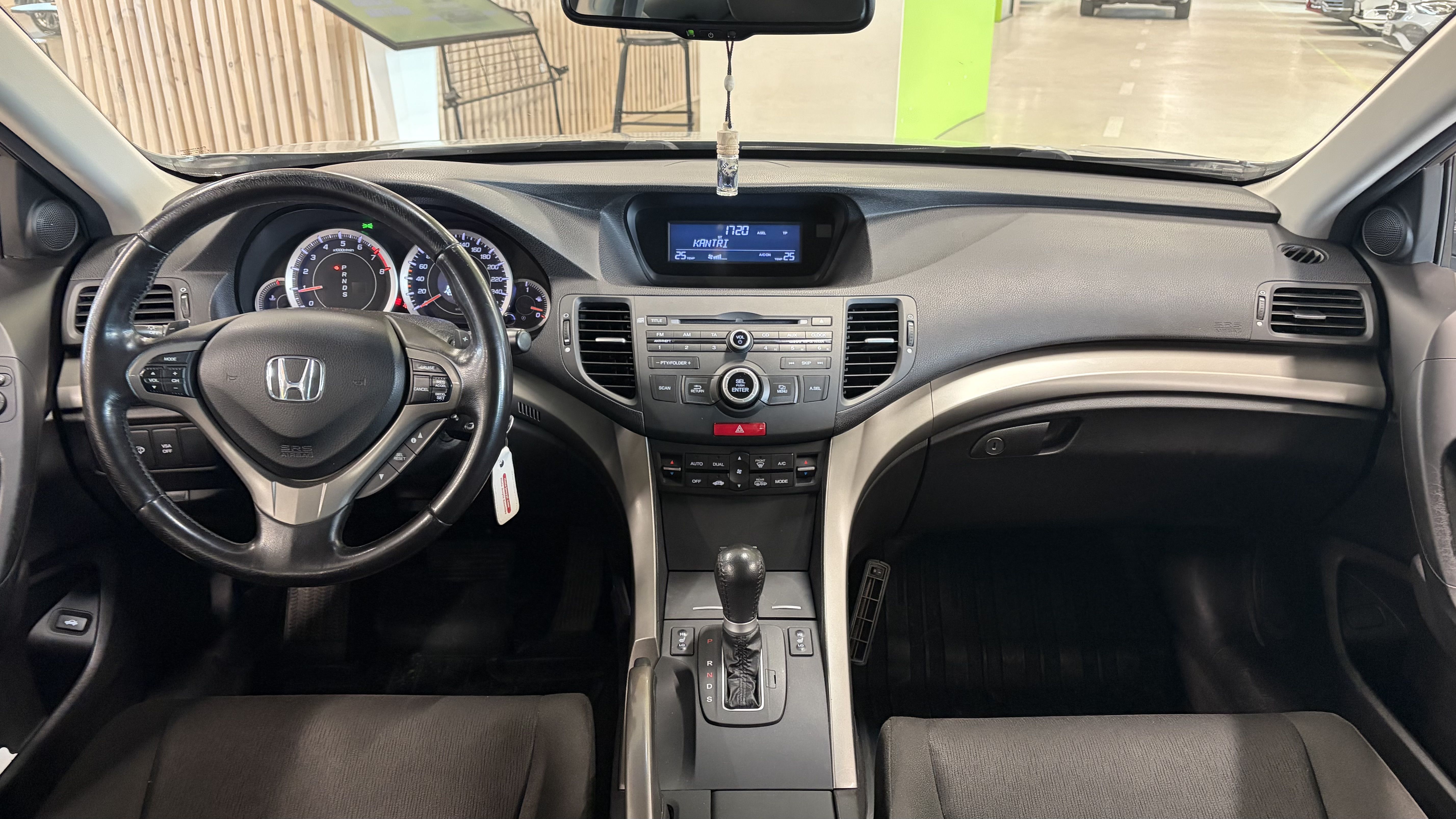 Honda Accord 2011