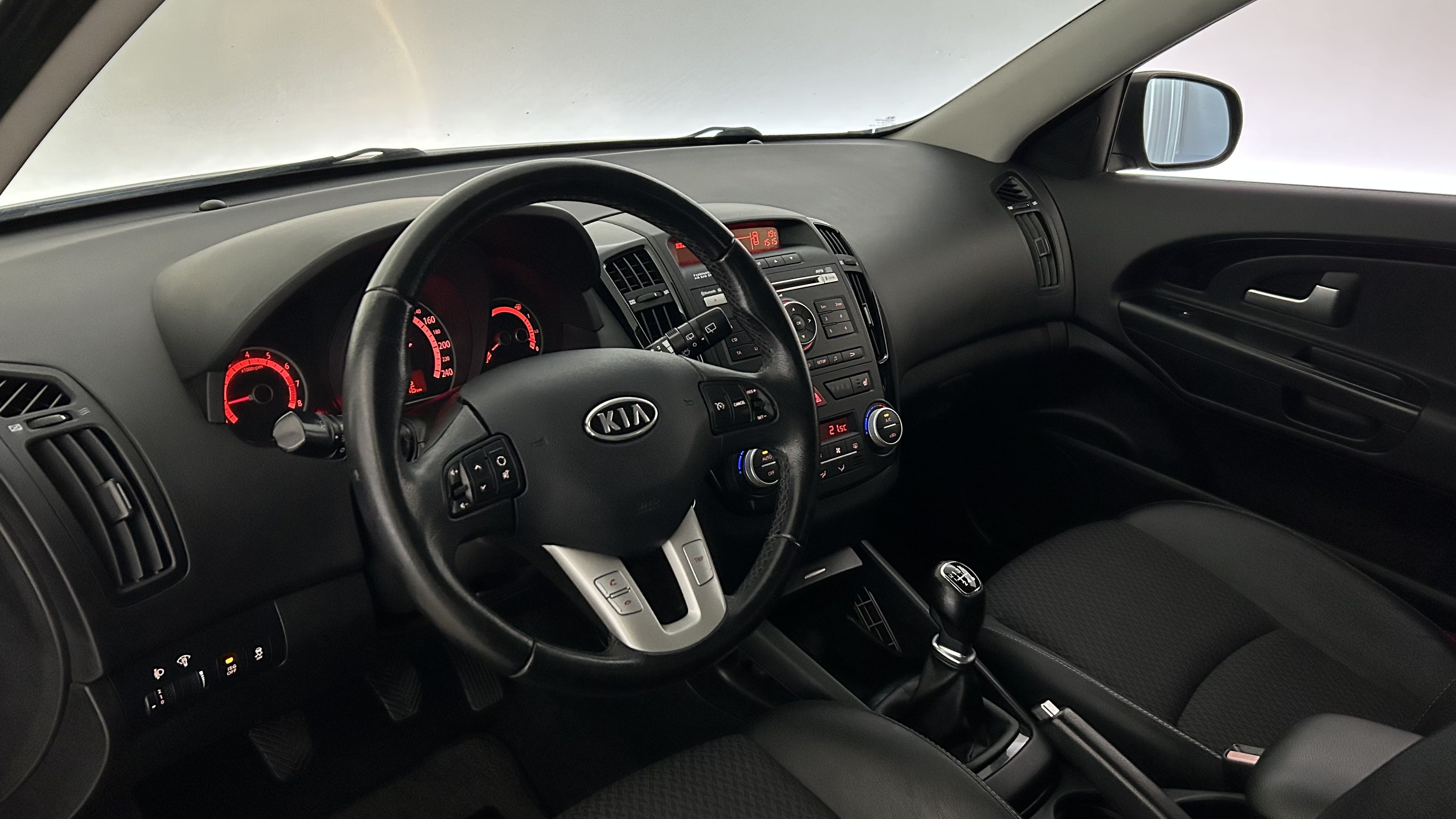 Kia Ceed 2012