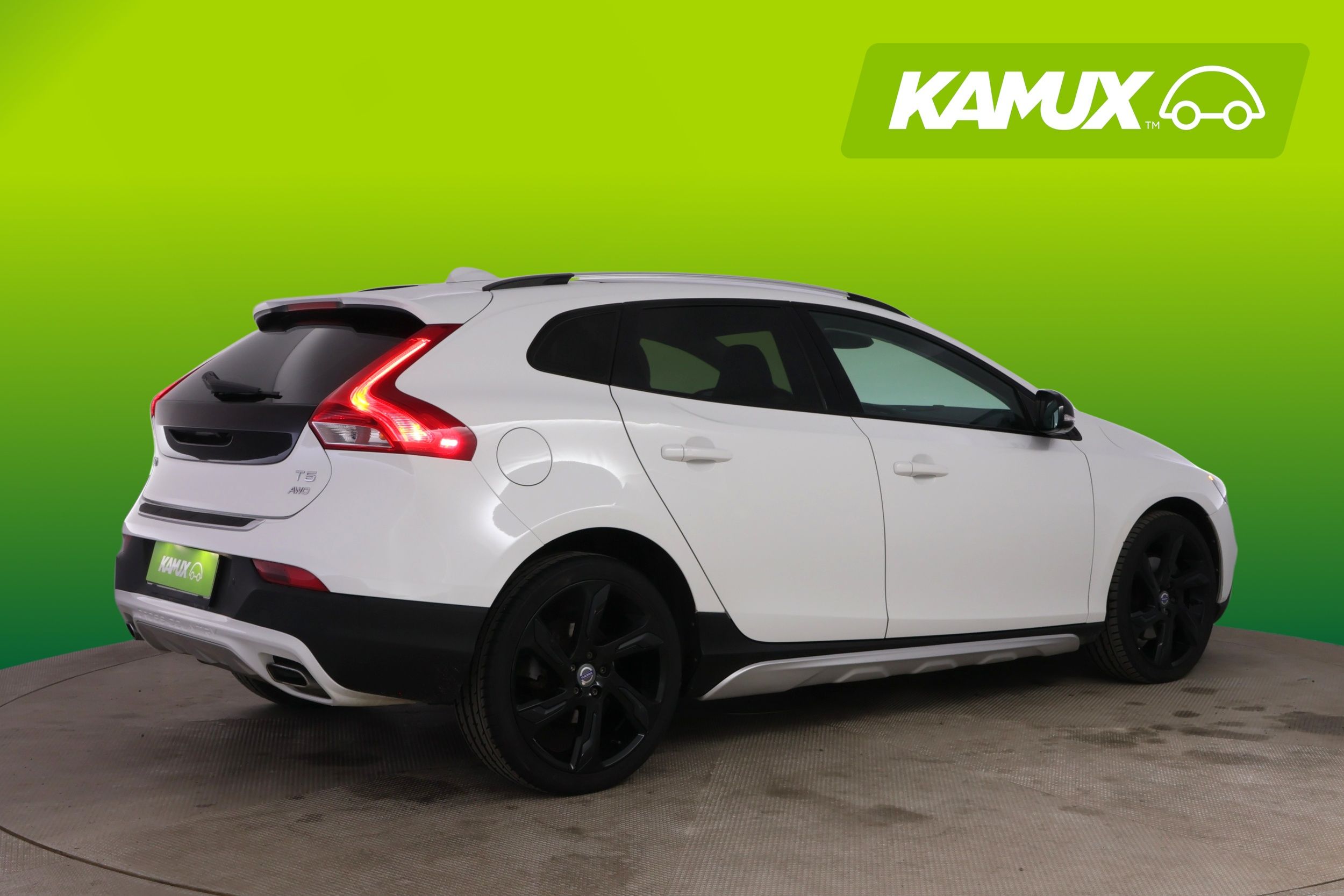 Volvo V40 Cross Country 2013