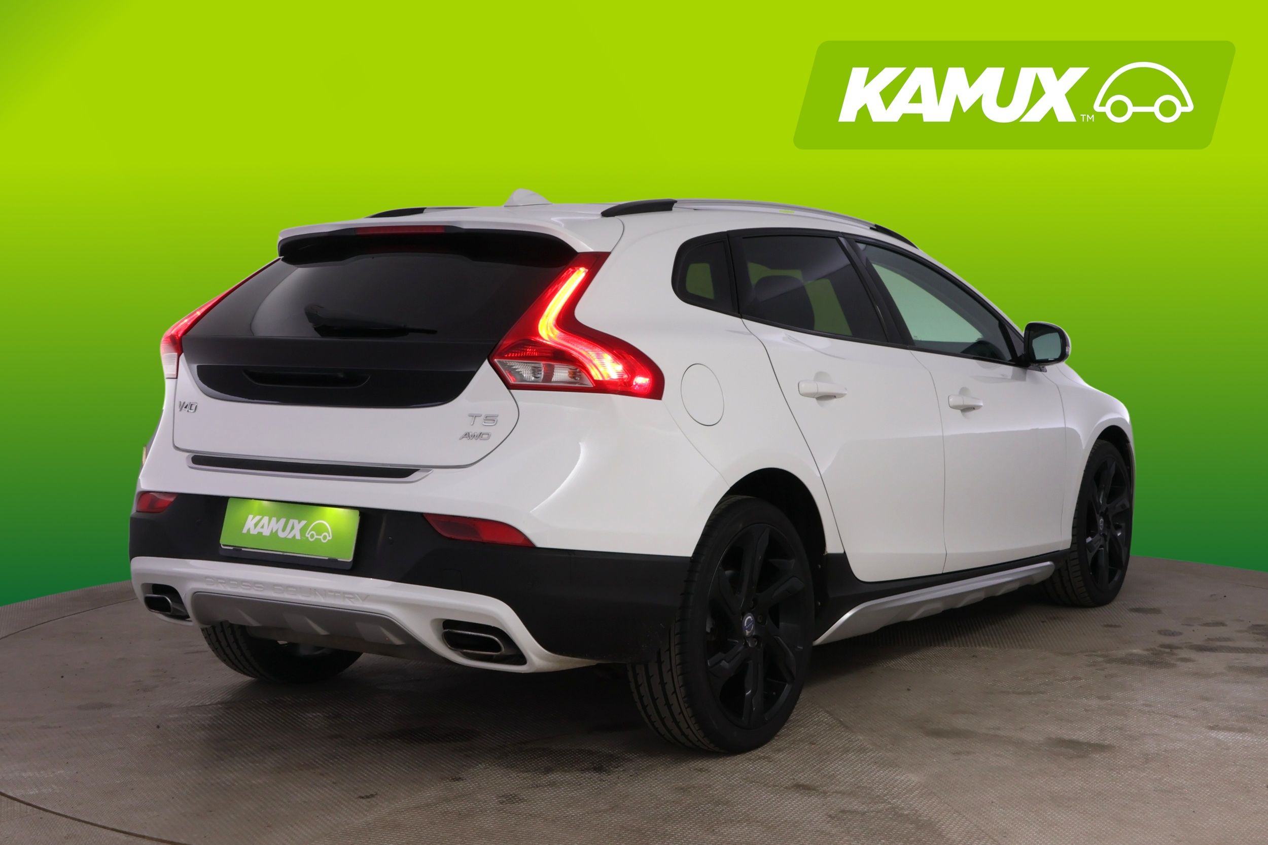 Volvo V40 Cross Country 2013