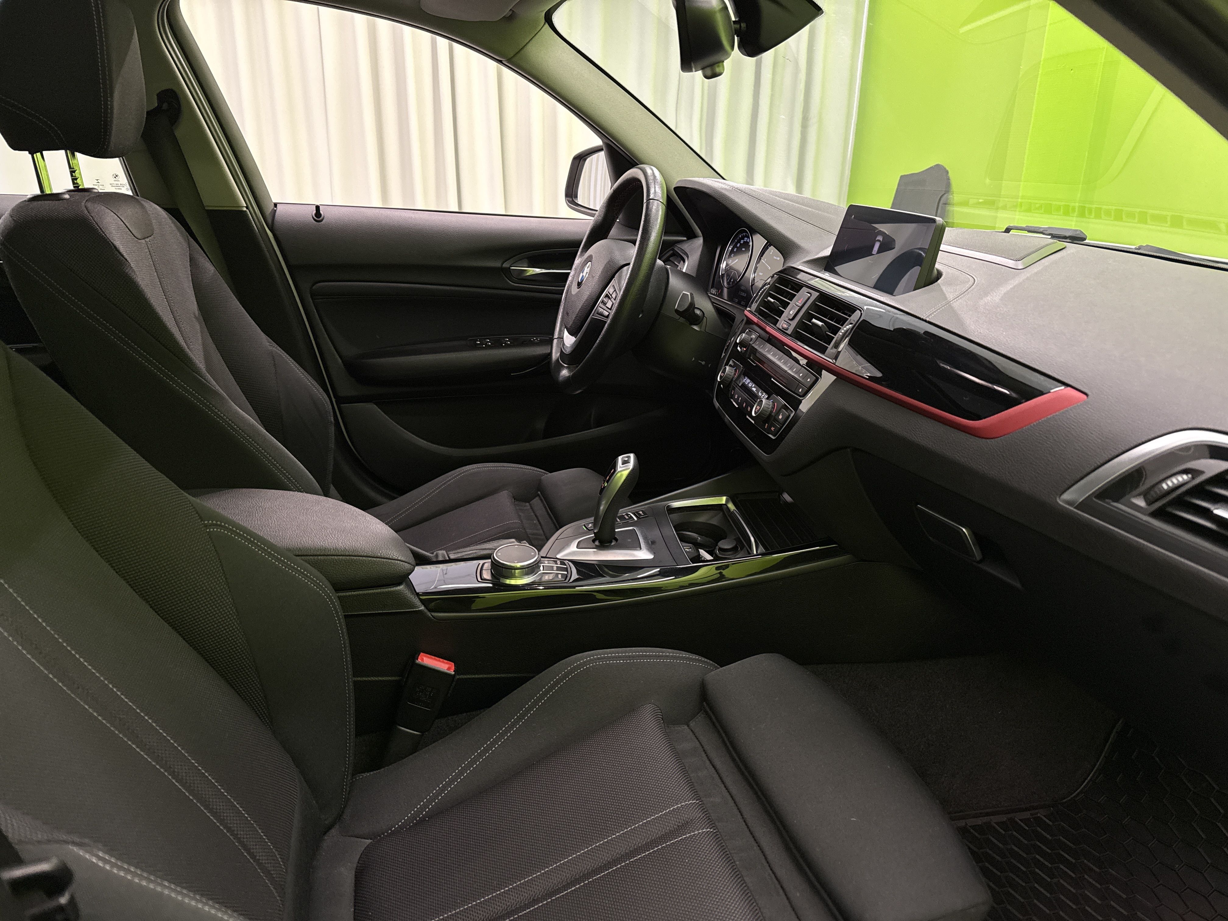 BMW 118 2019