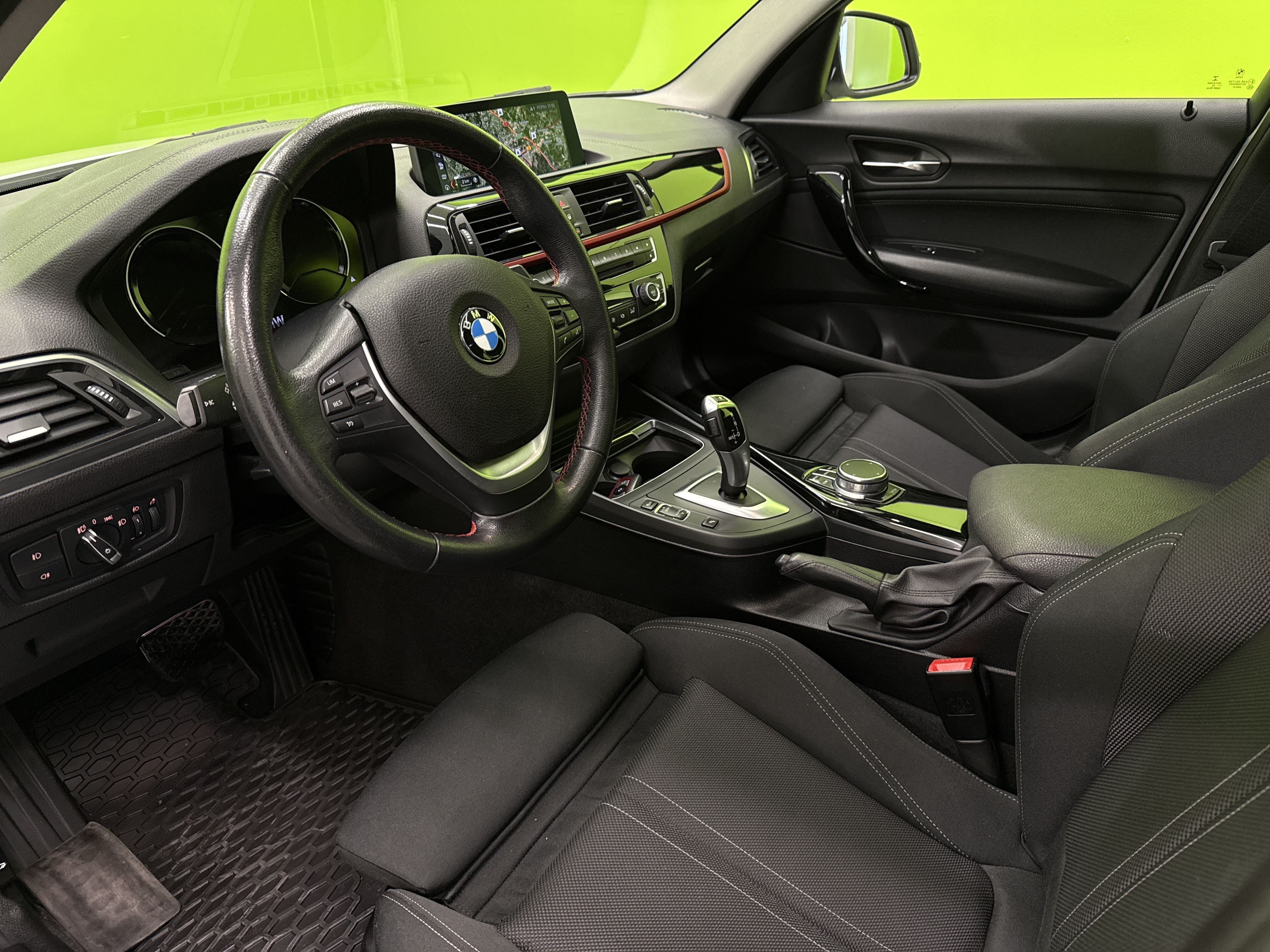 BMW 118 2019