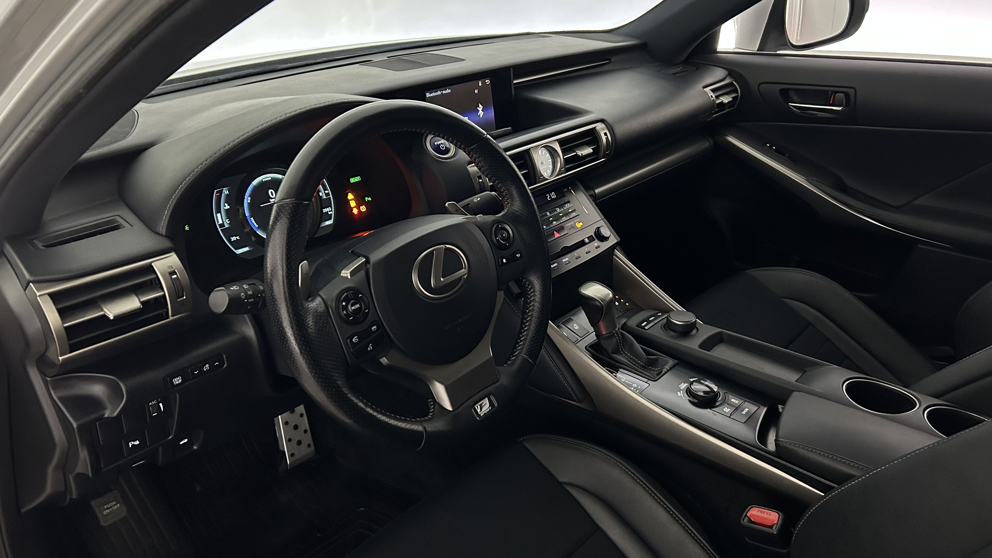 Lexus IS 2015