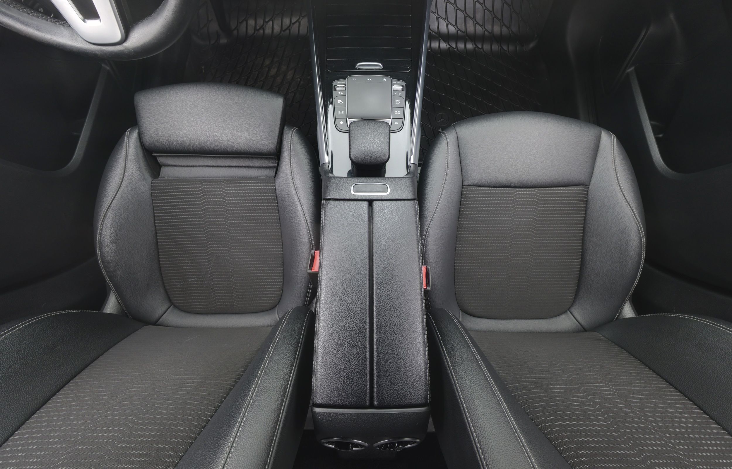 Mercedes-Benz GLB 2022