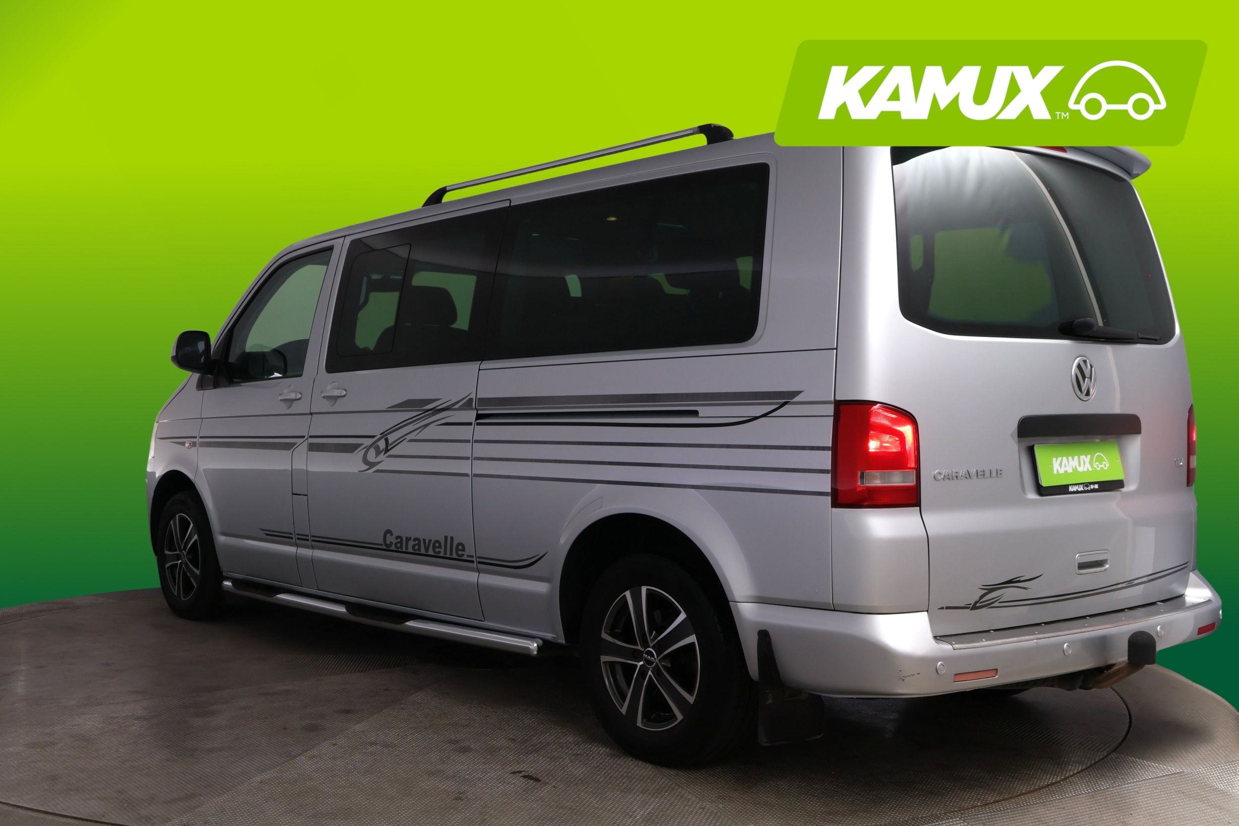 Volkswagen Caravelle 2011