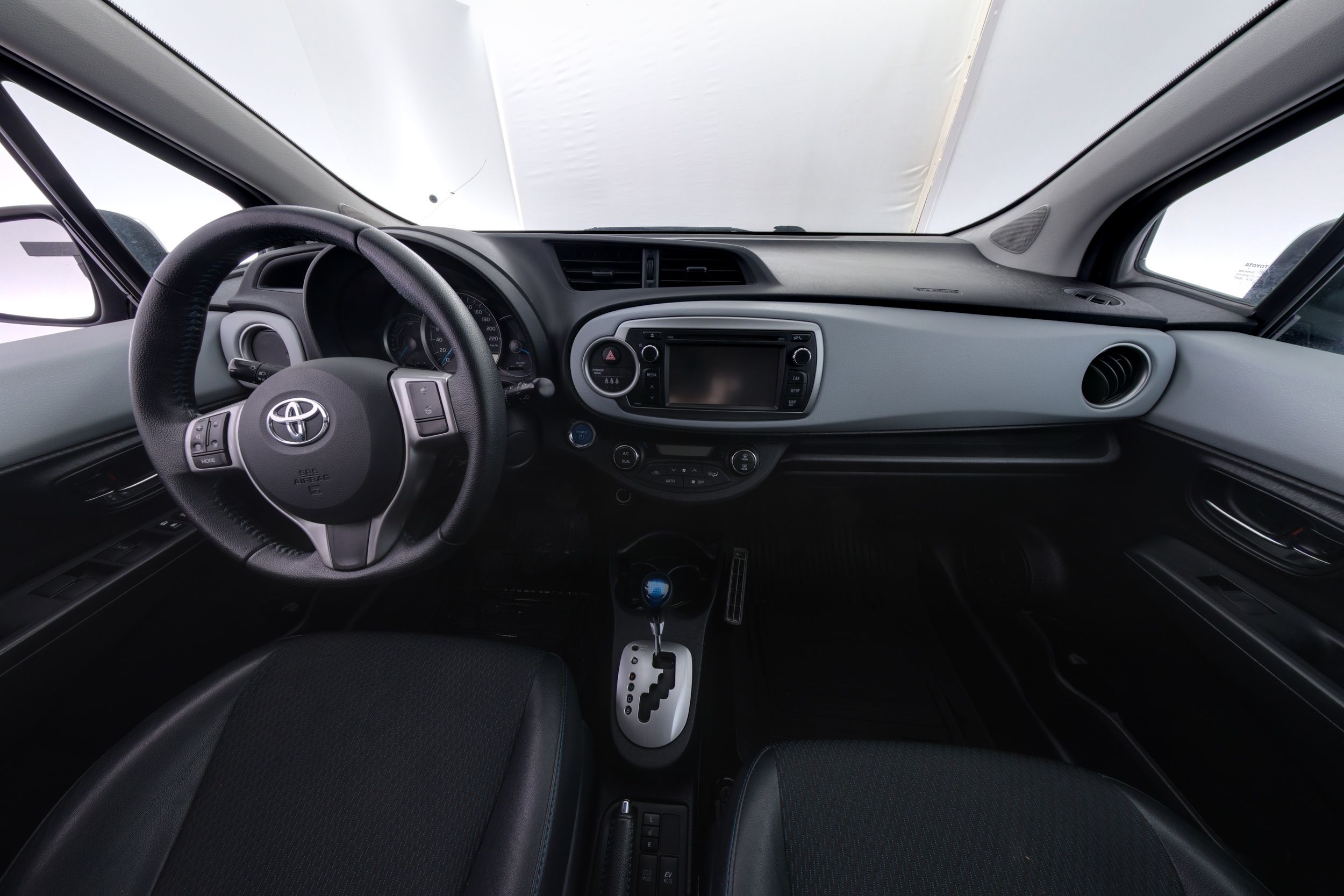 Toyota Yaris 2013