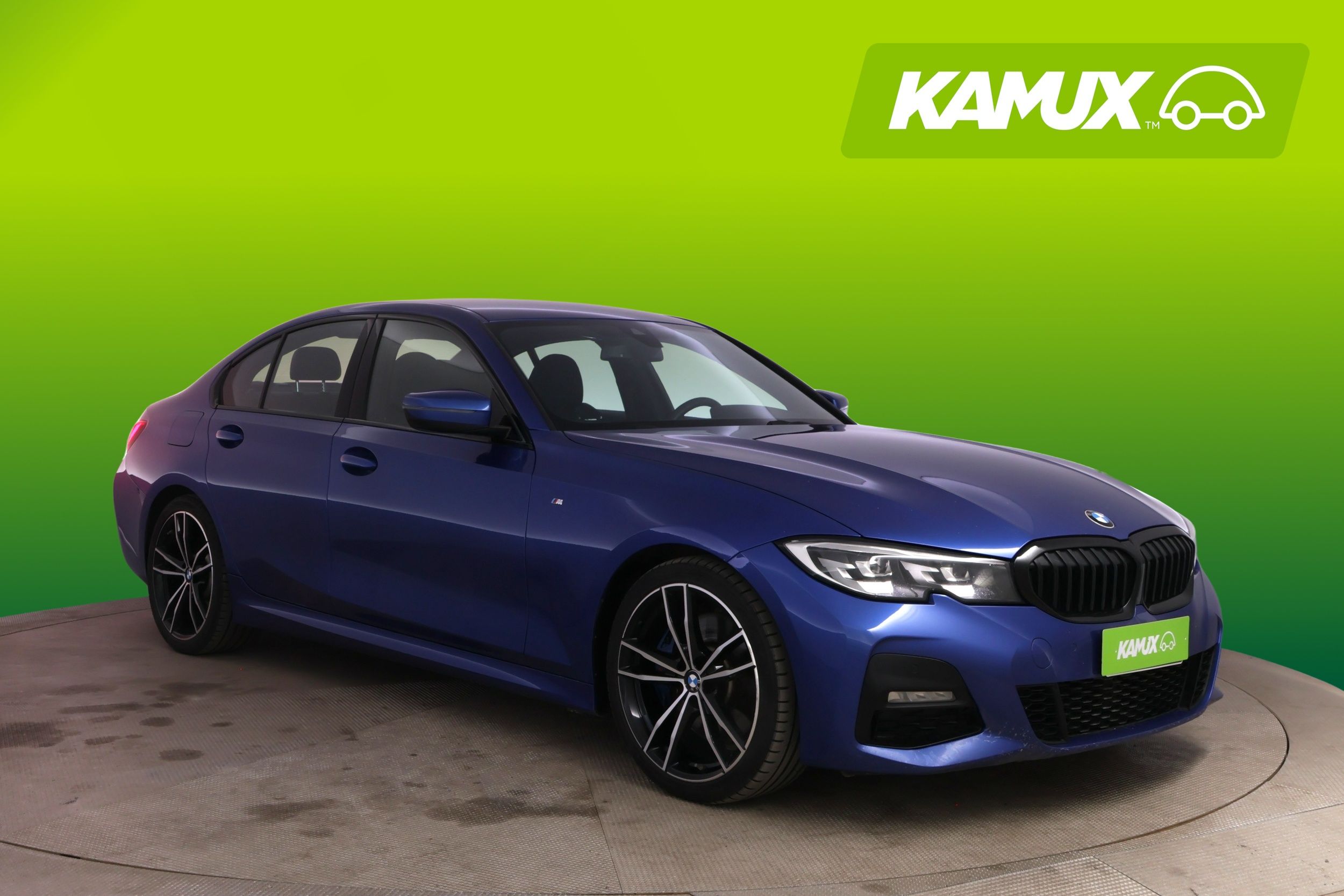 BMW 330 2019