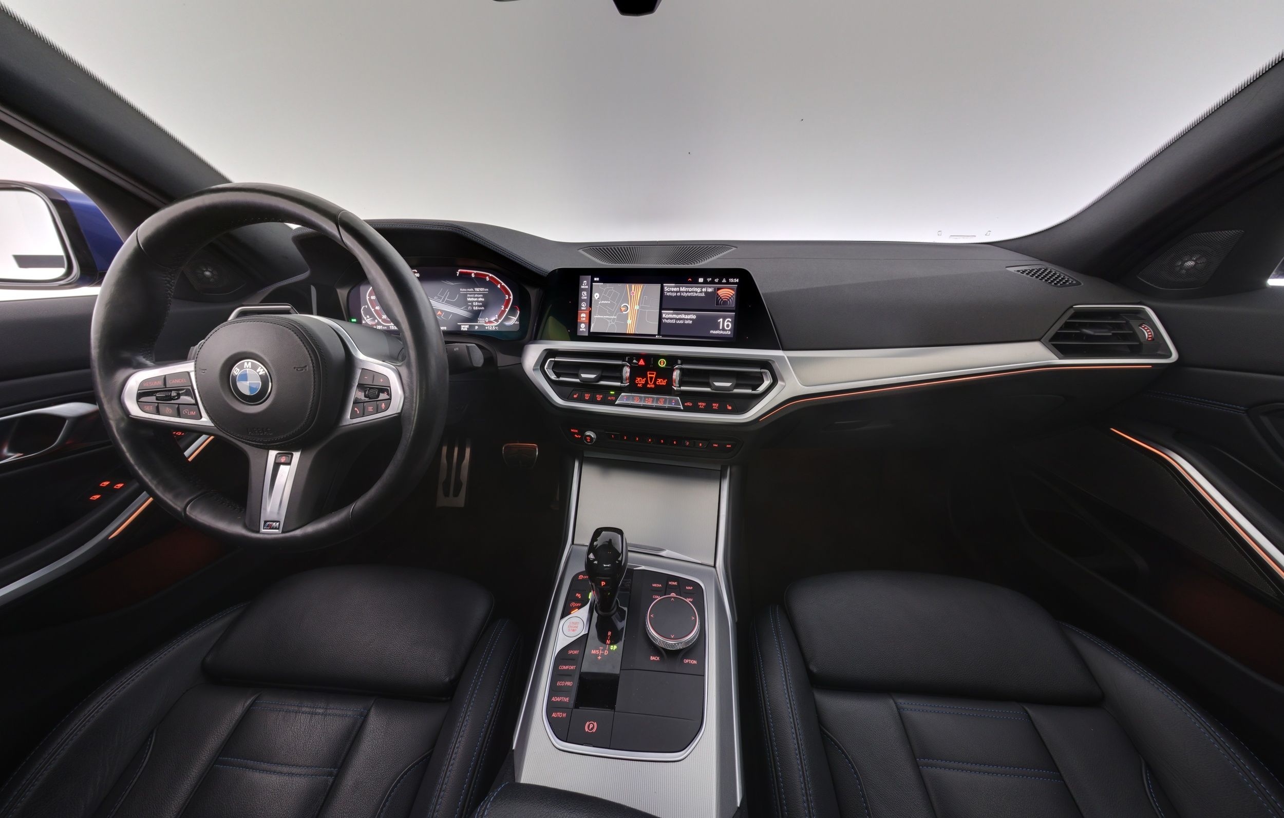 BMW 330 2019