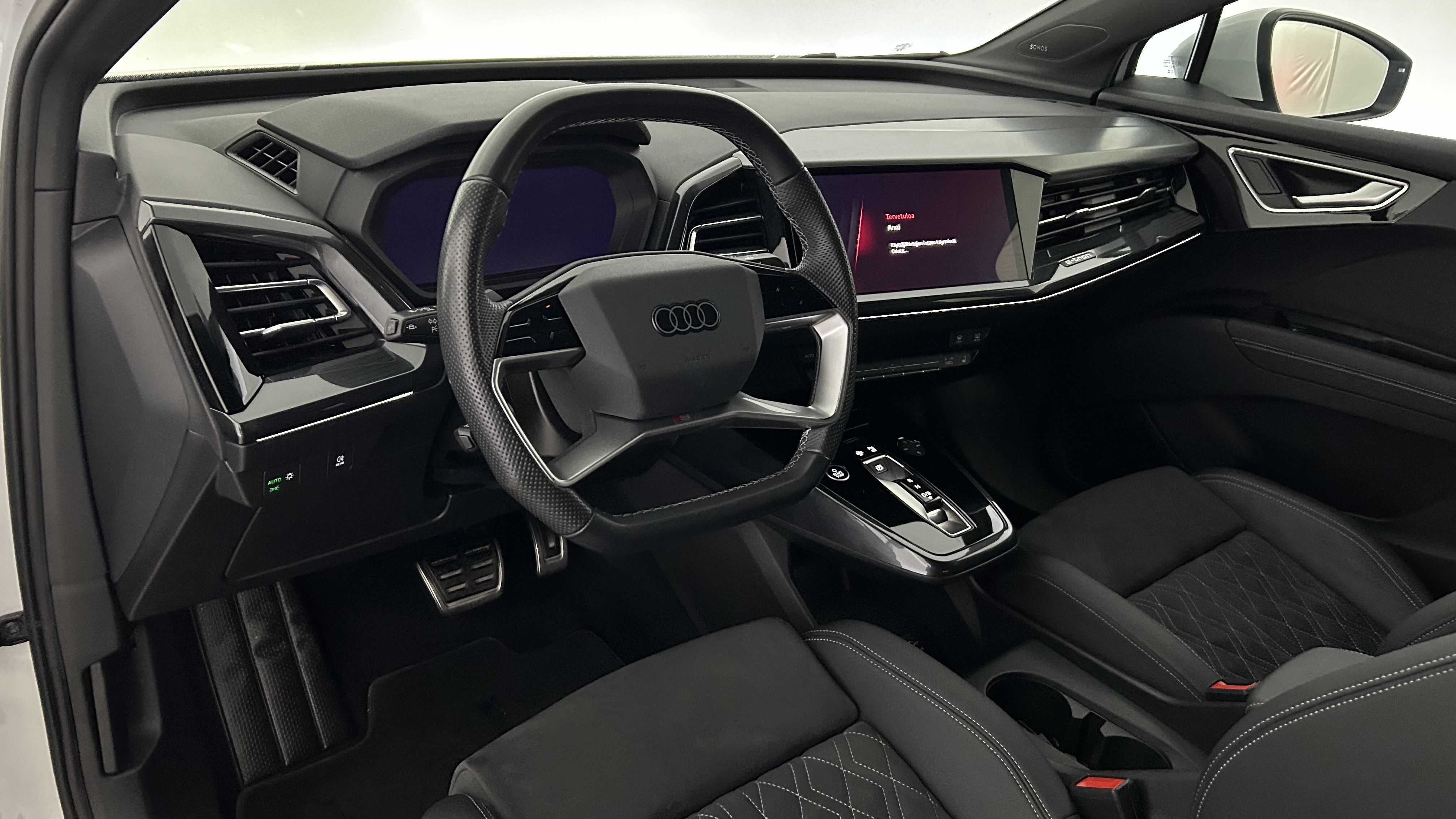 Audi Q4 e-tron 2023