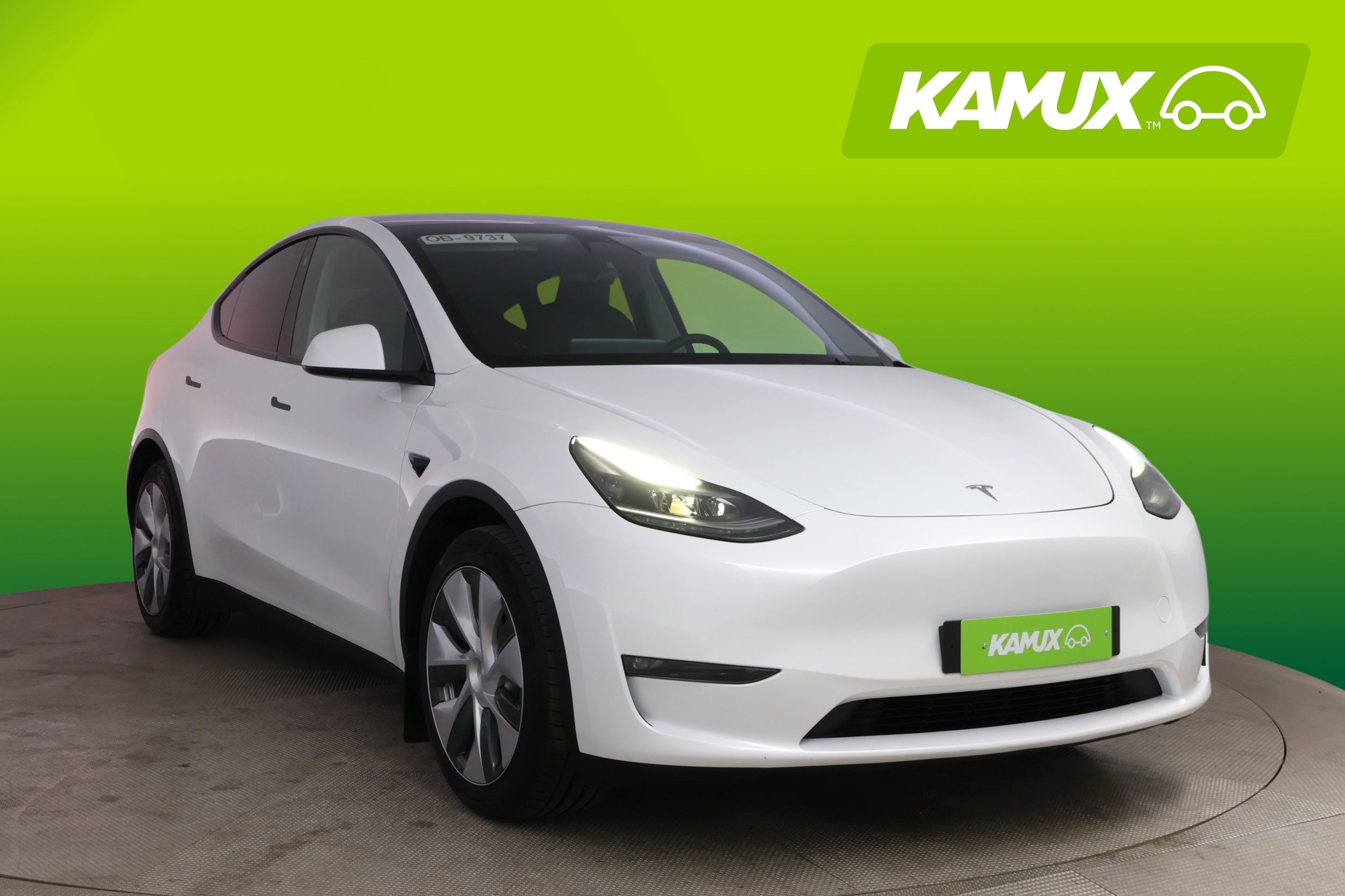 Tesla Model Y 2023