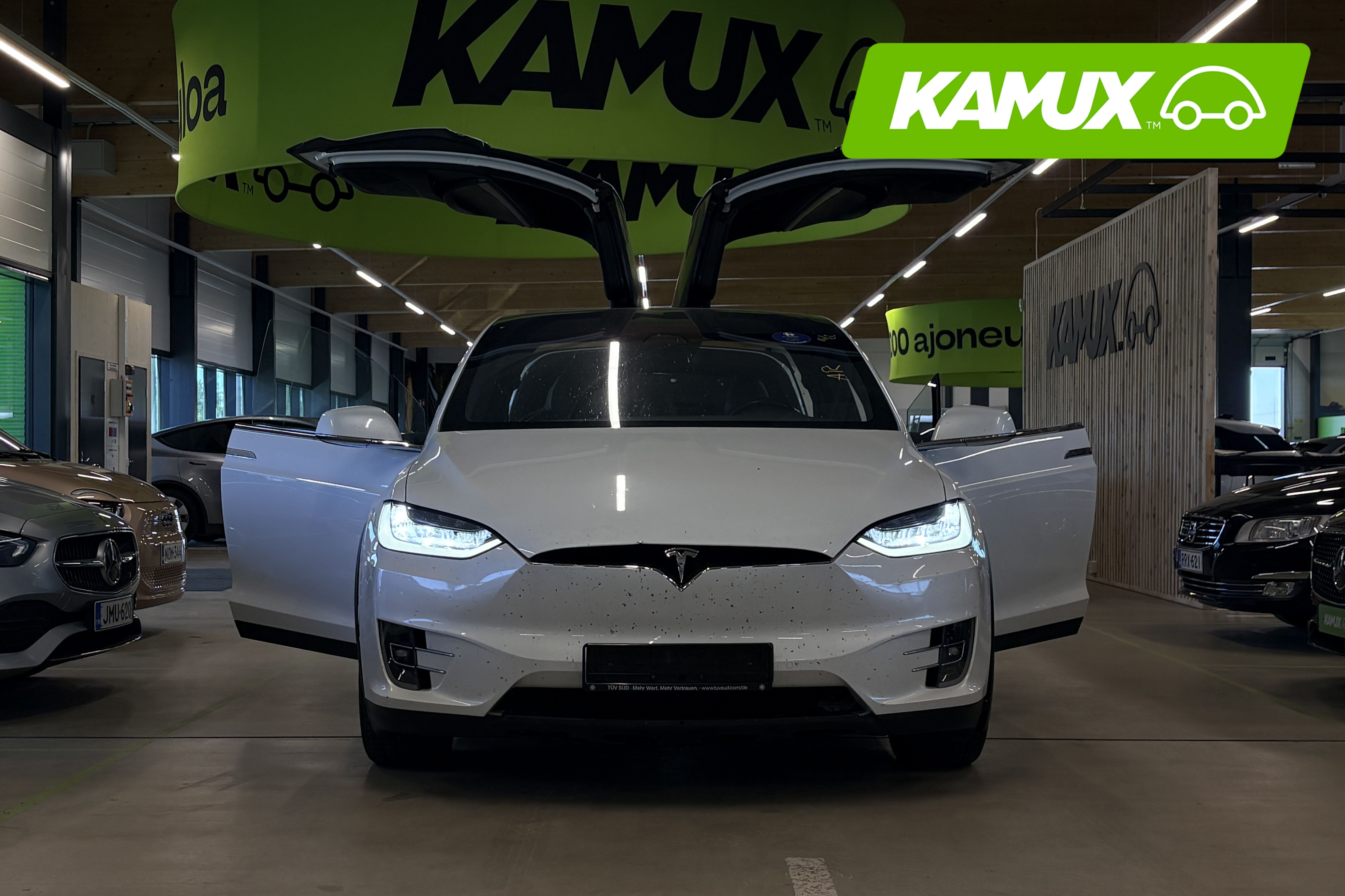 Tesla Model X 2020