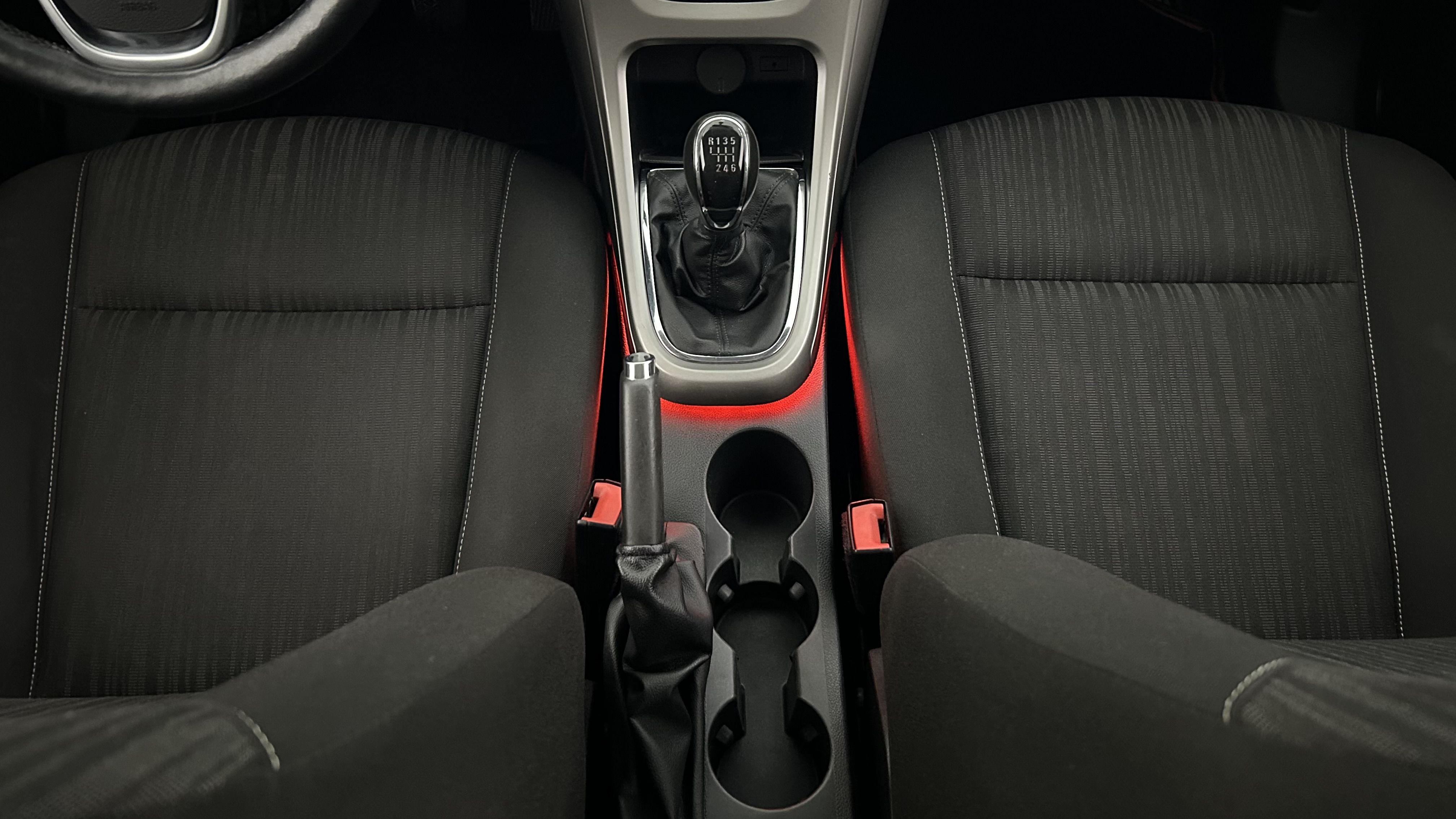 Opel Astra 2012