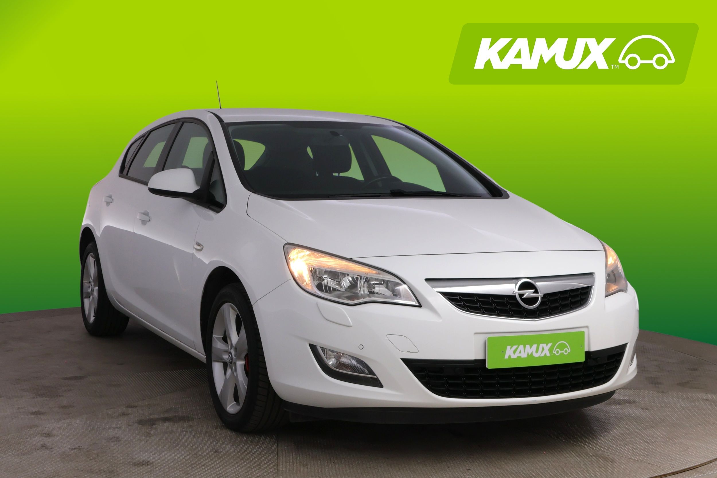 Opel Astra 2012