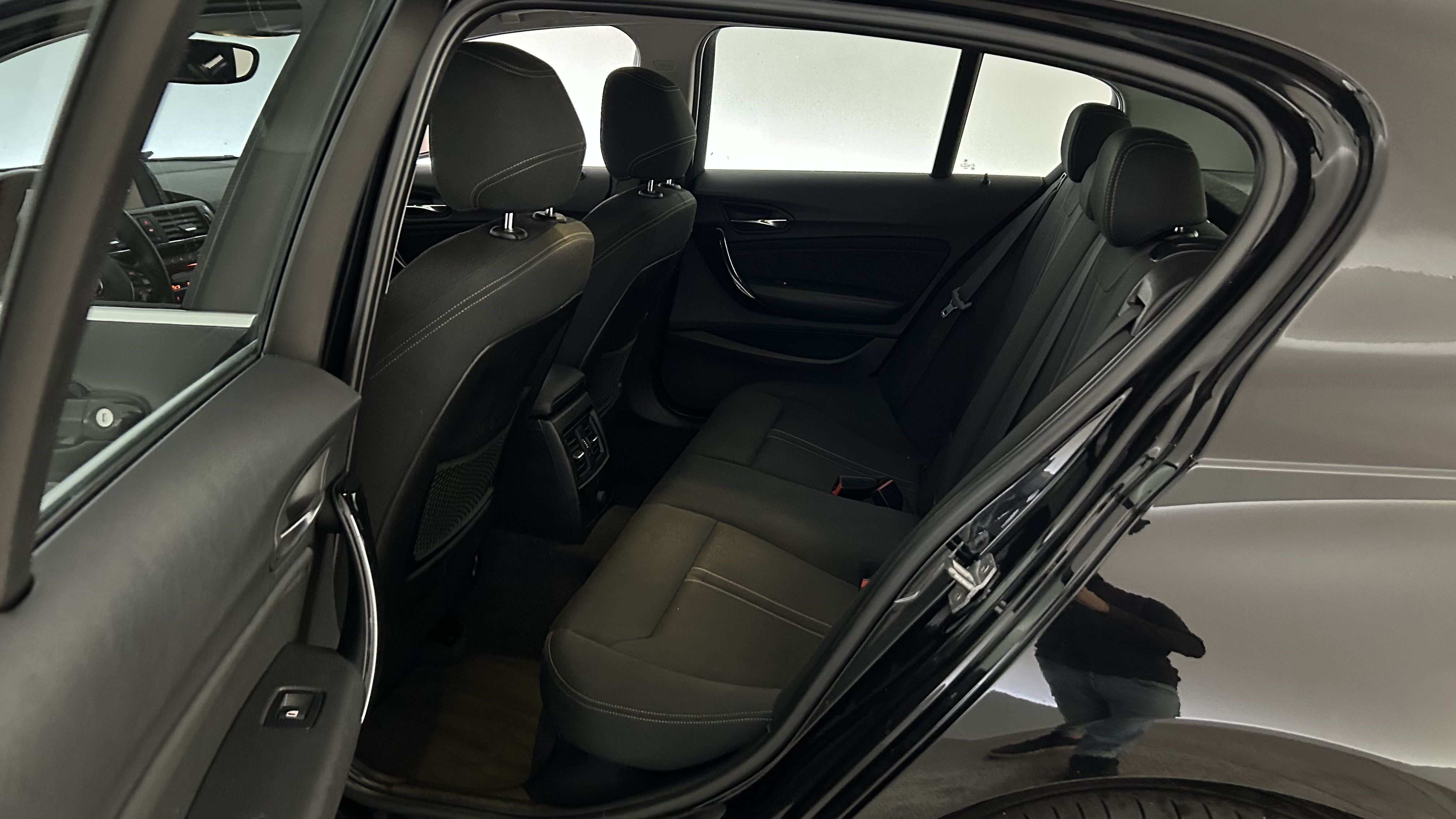 BMW 116 2016