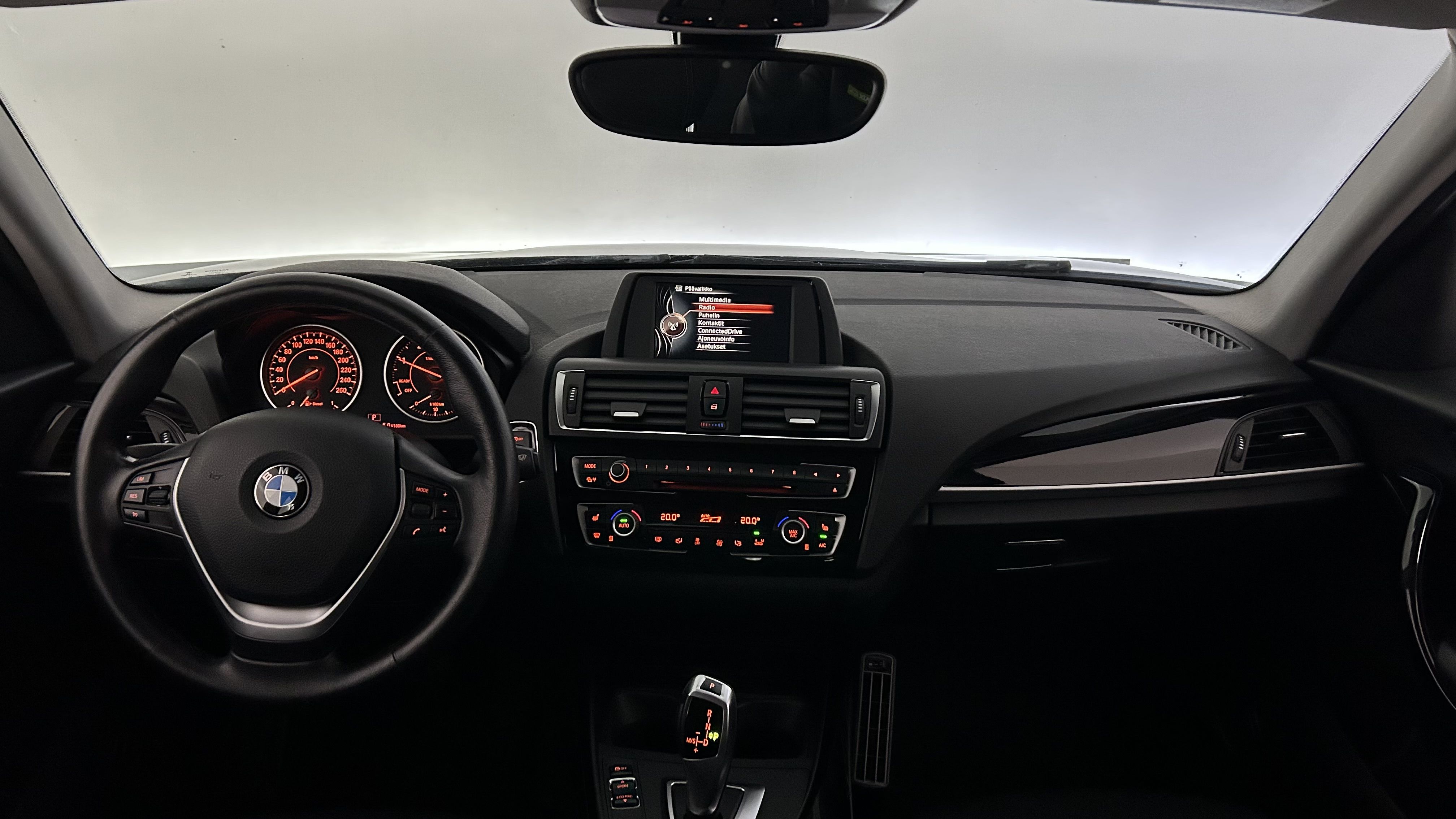 BMW 116 2016