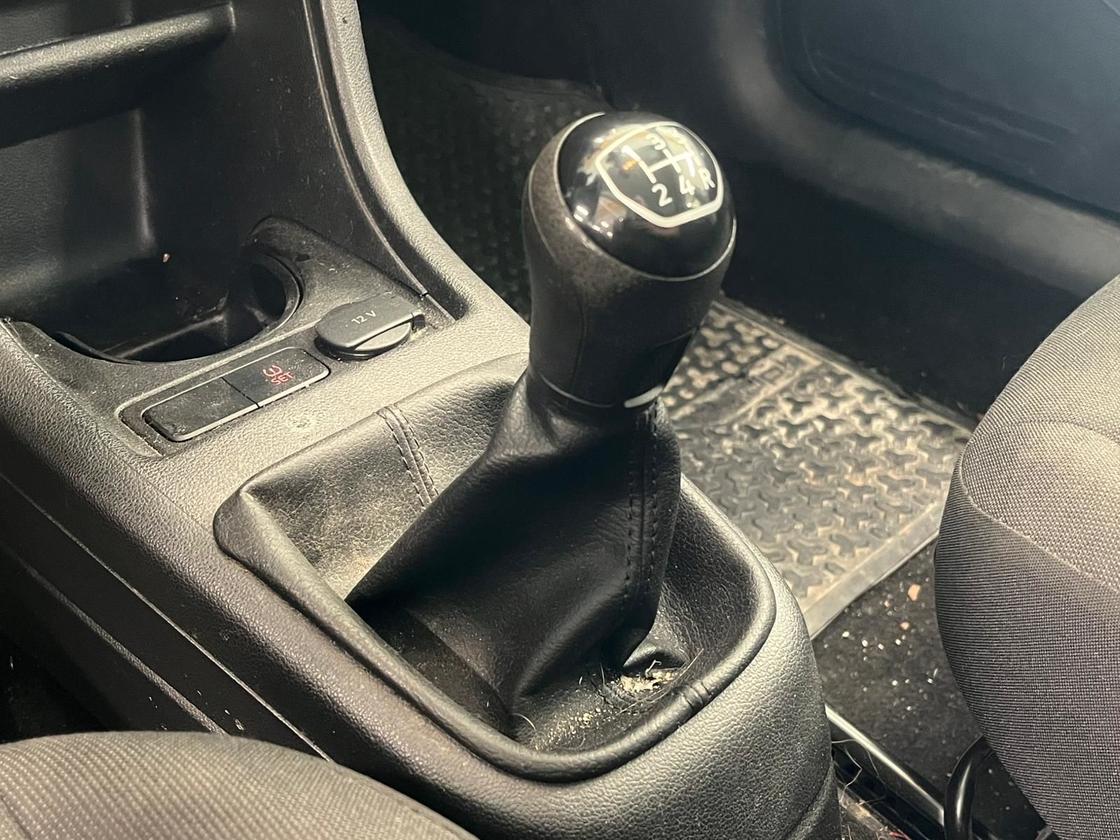 Volkswagen Up! 2021