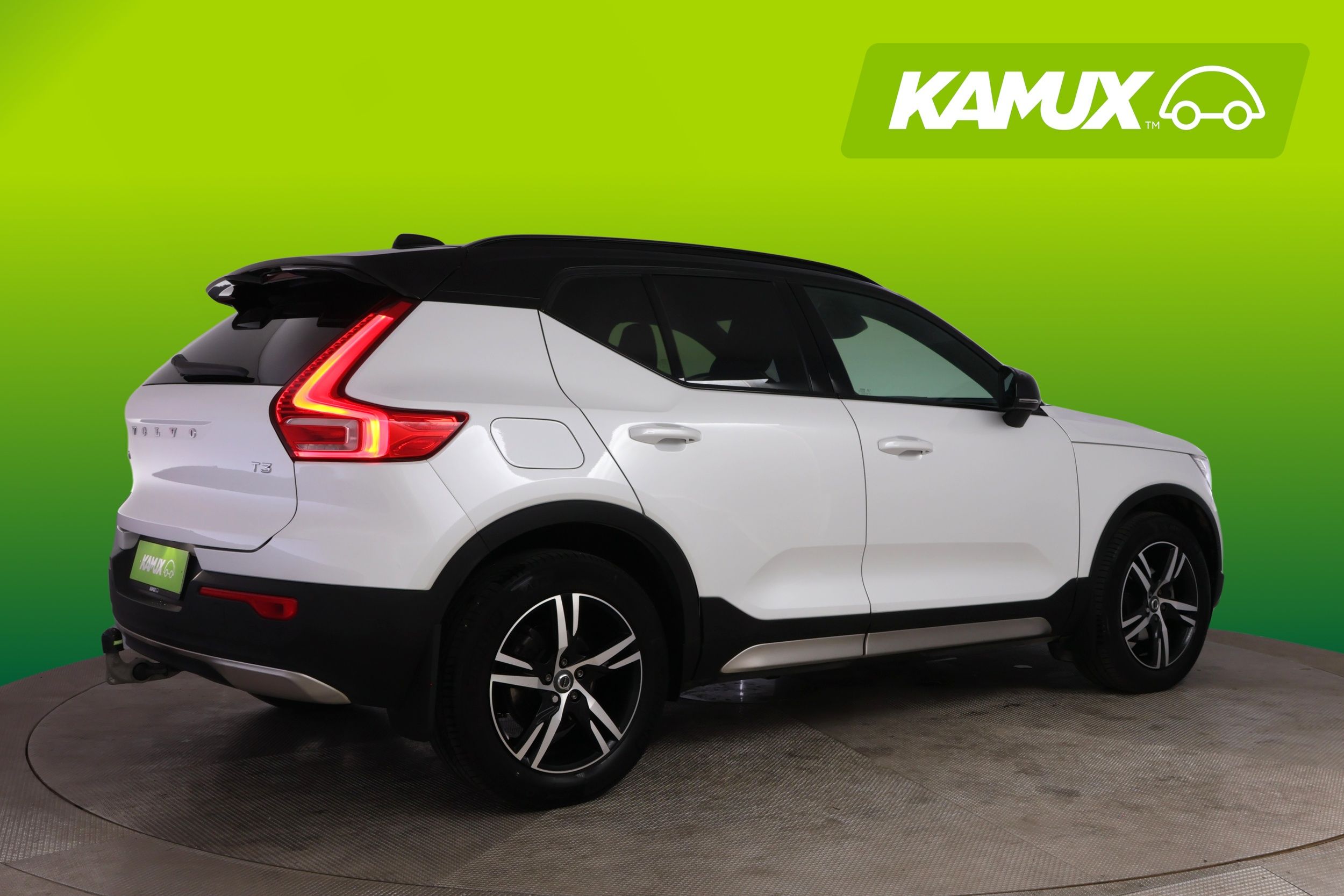 Volvo XC40 2021