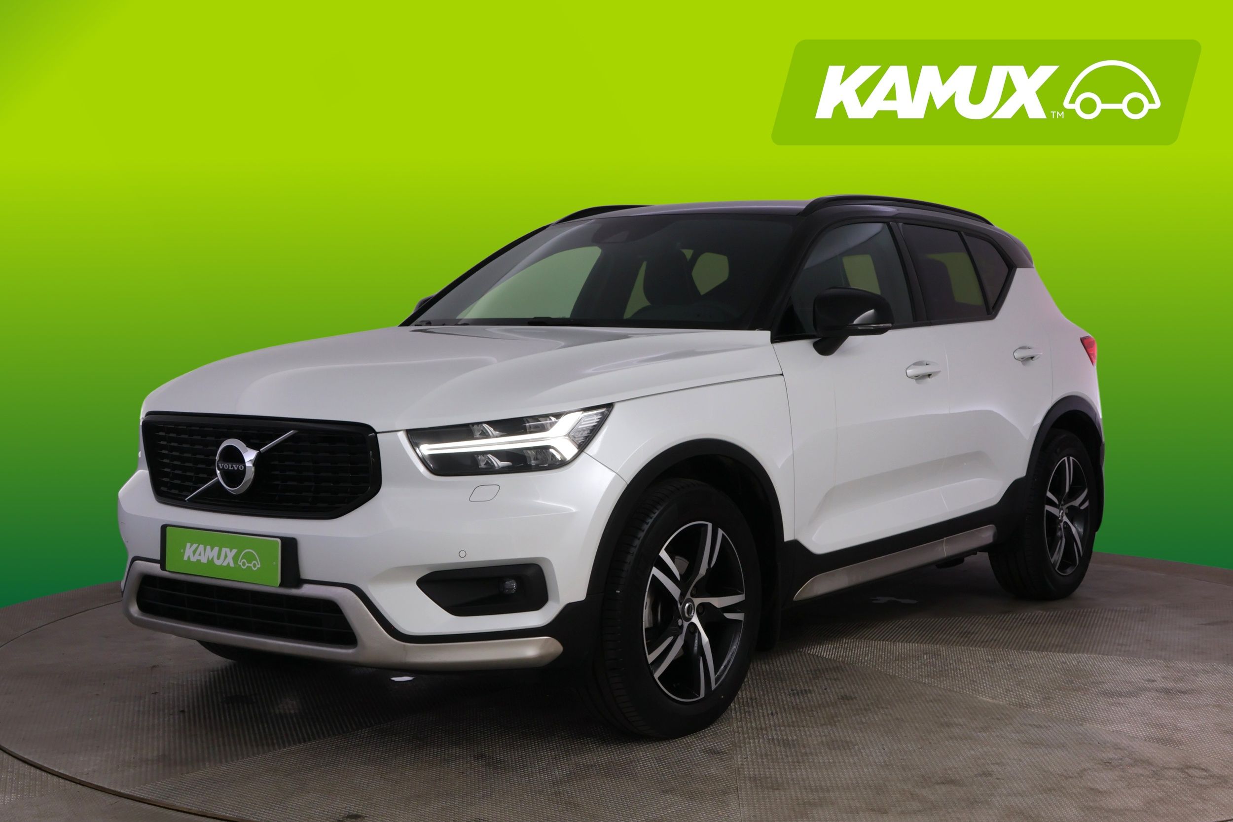 Volvo XC40 2021