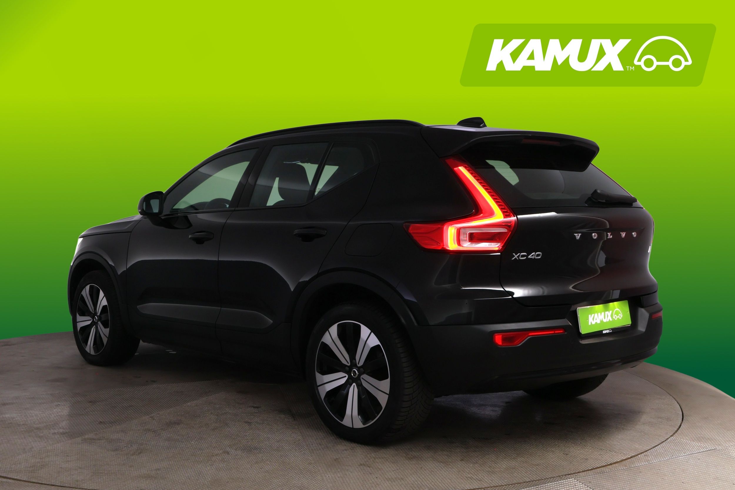 Volvo XC40 2023